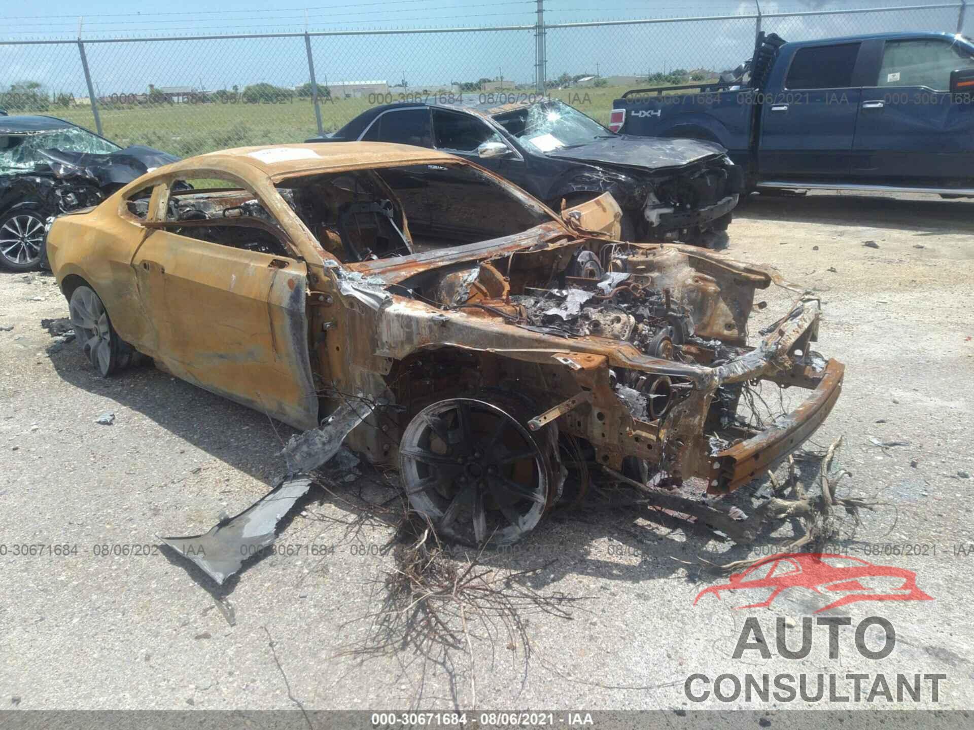 FORD MUSTANG 2017 - 1FA6P8CF7H5244673