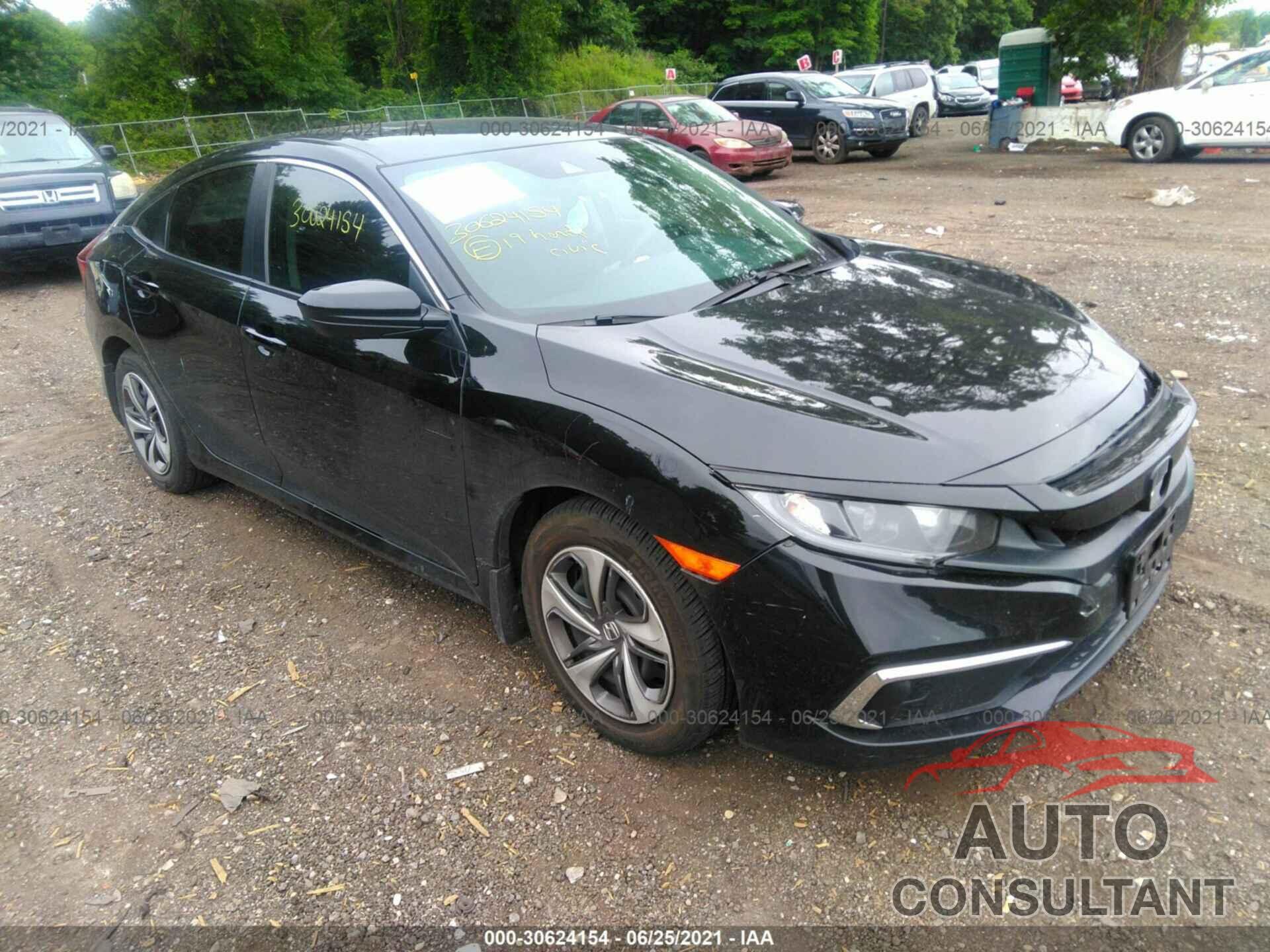 HONDA CIVIC SEDAN 2019 - 19XFC2F68KE016871