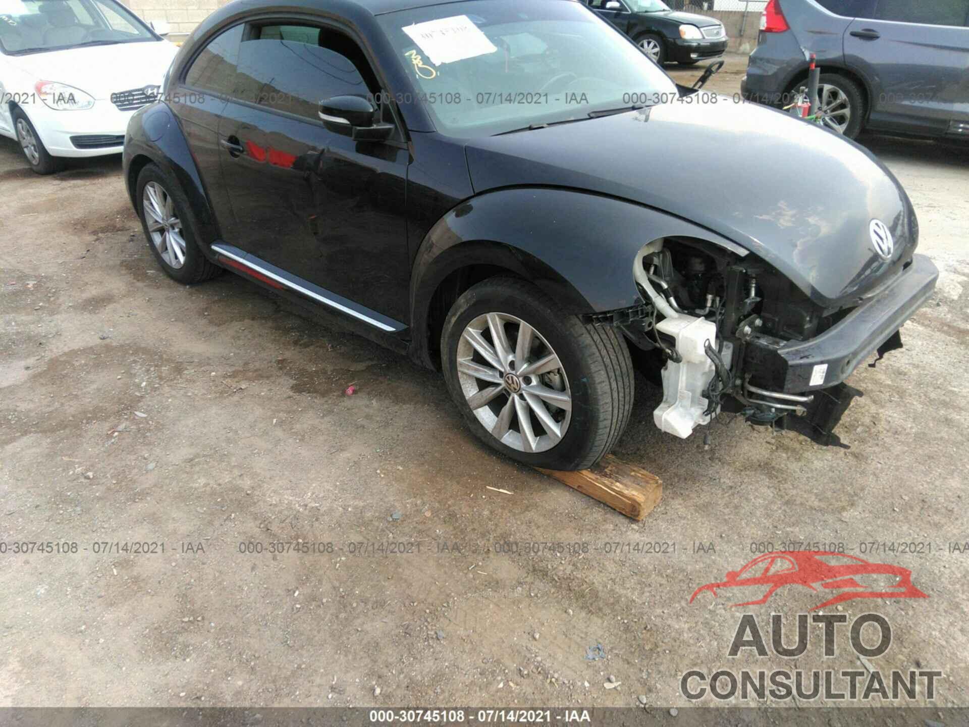 VOLKSWAGEN BEETLE 2017 - 3VWJ17AT1HM616007