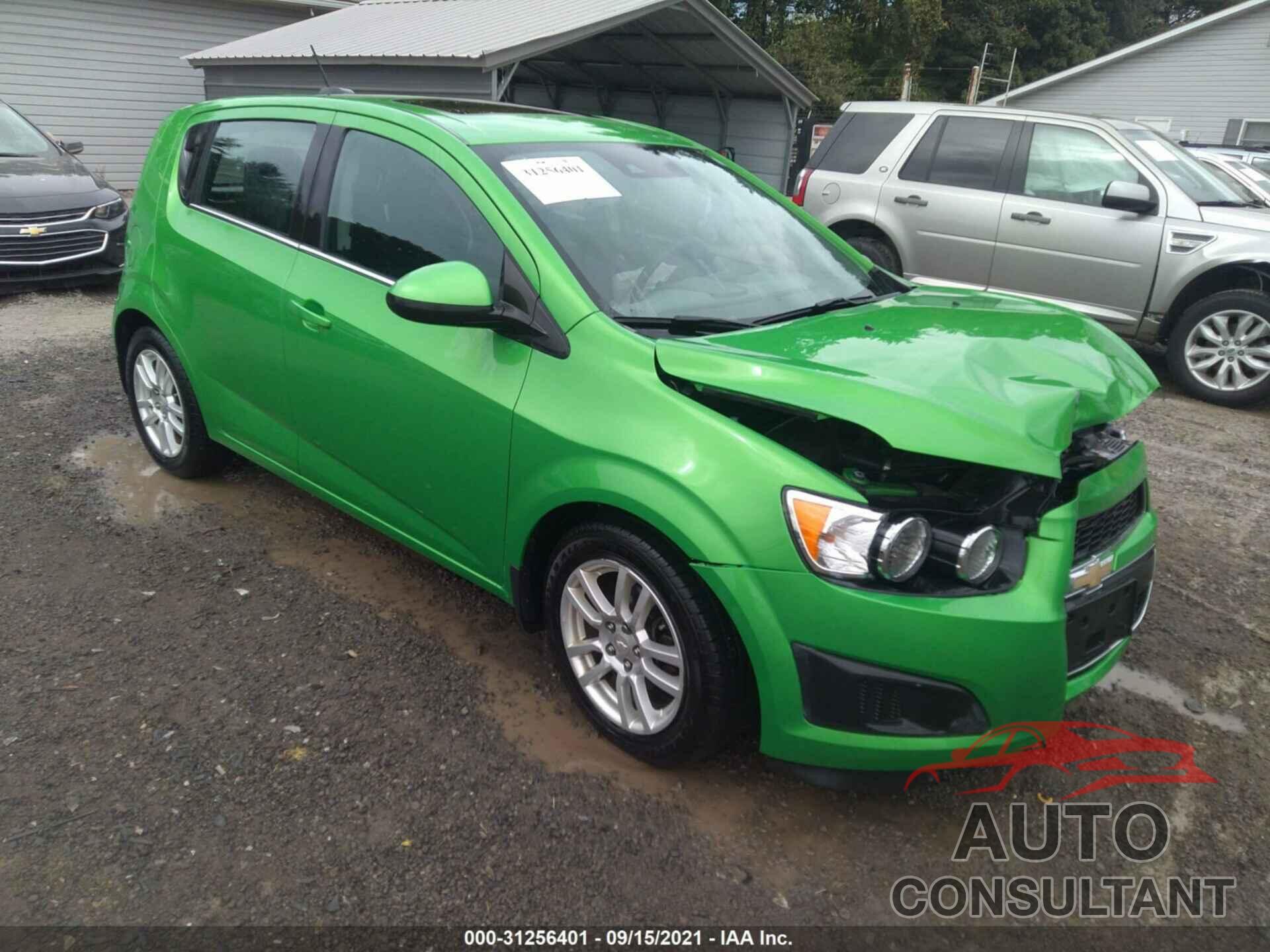 CHEVROLET SONIC 2016 - 1G1JC6SB6G4136576