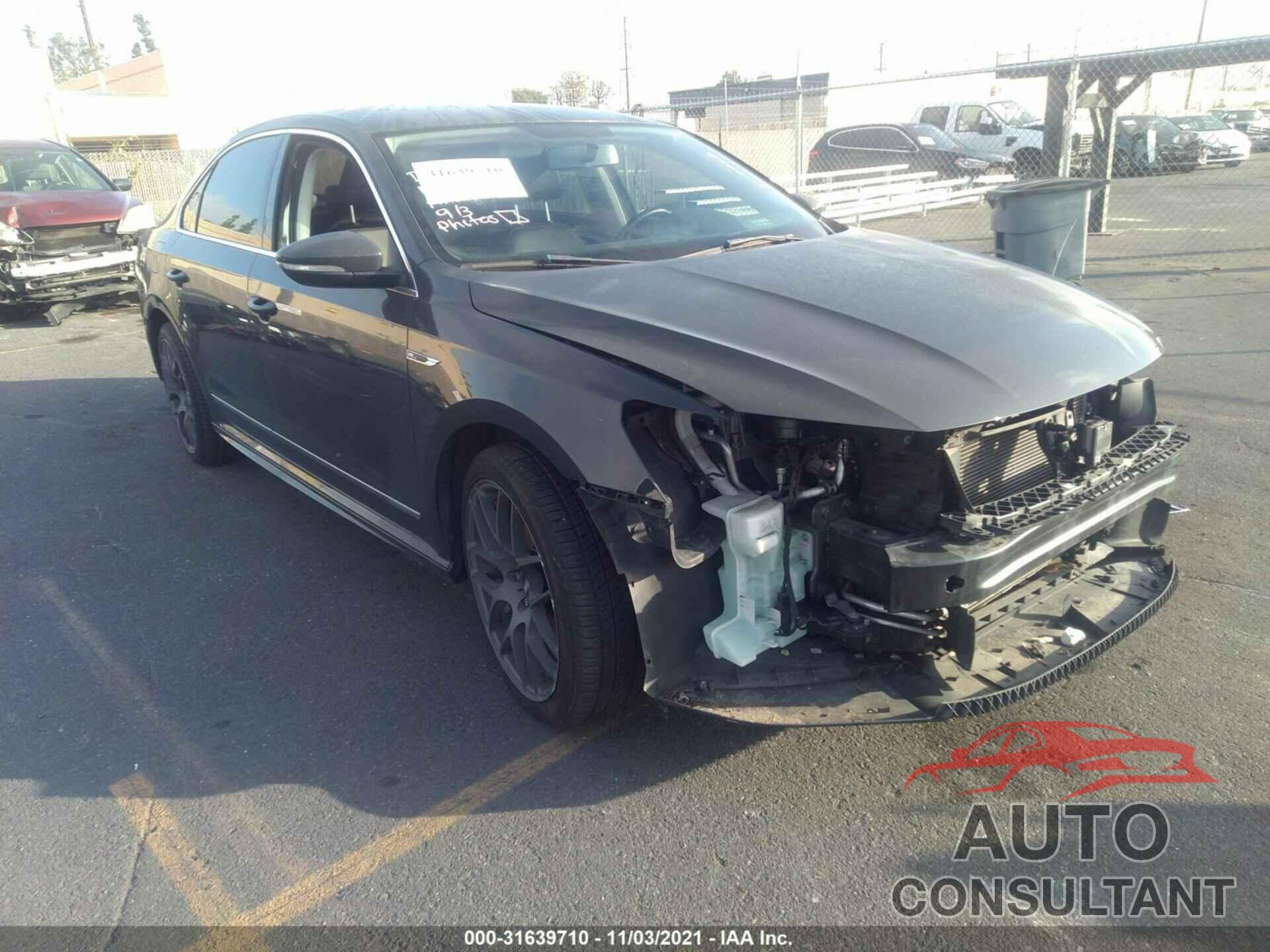 VOLKSWAGEN PASSAT 2017 - 1VWDT7A31HC024275