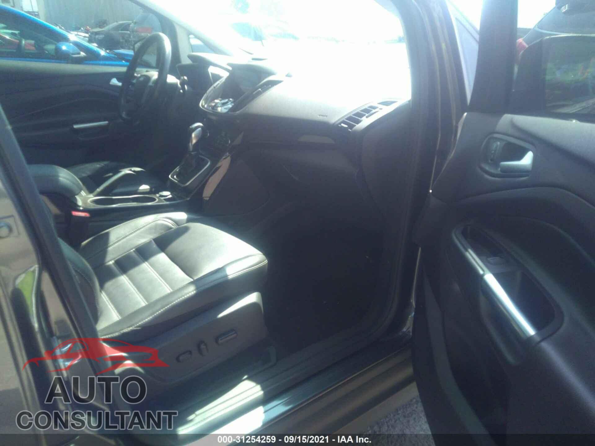 FORD C-MAX ENERGI 2017 - 1FADP5FU3HL108035