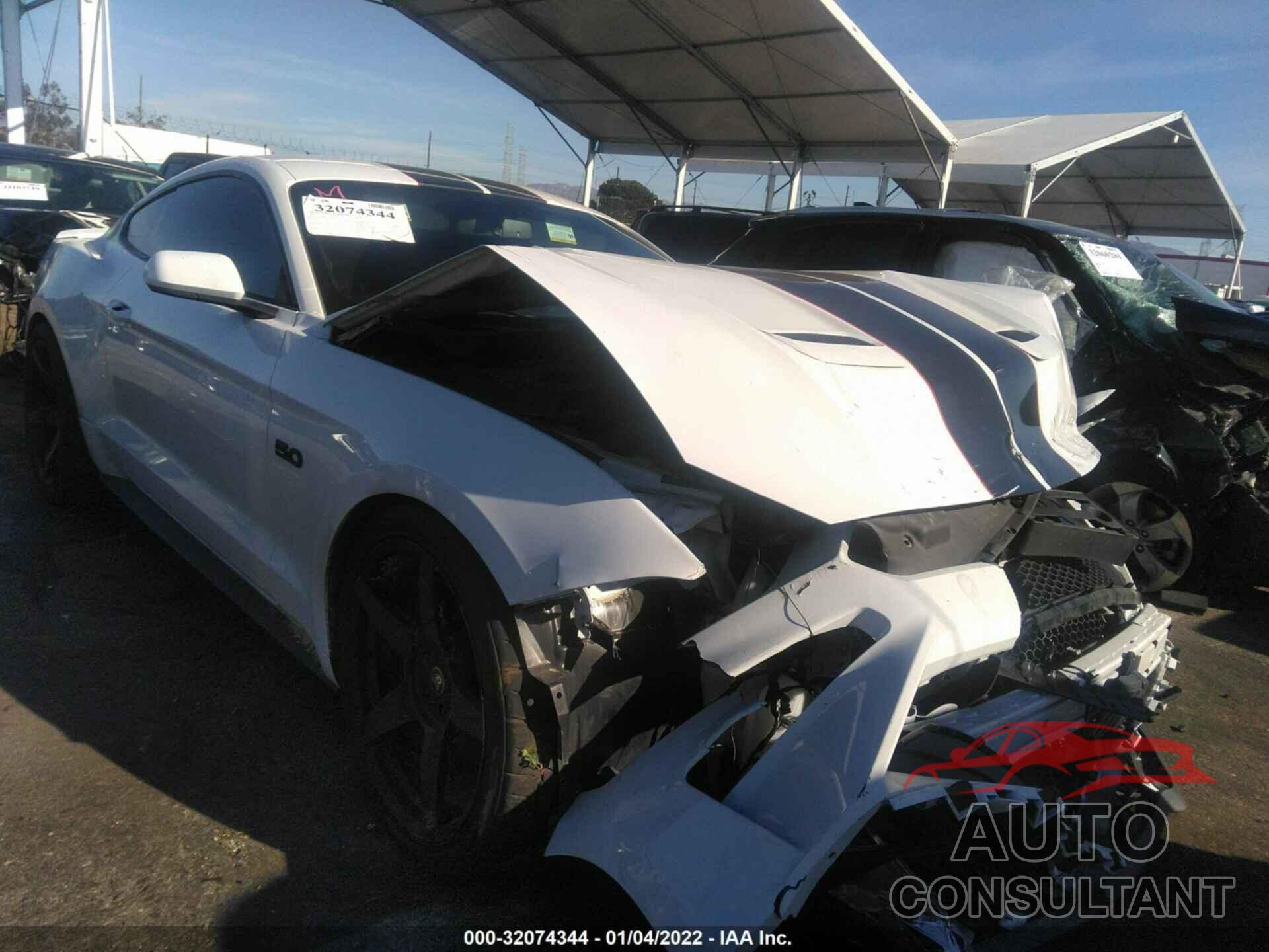 FORD MUSTANG 2019 - 1FA6P8CF7K5197734