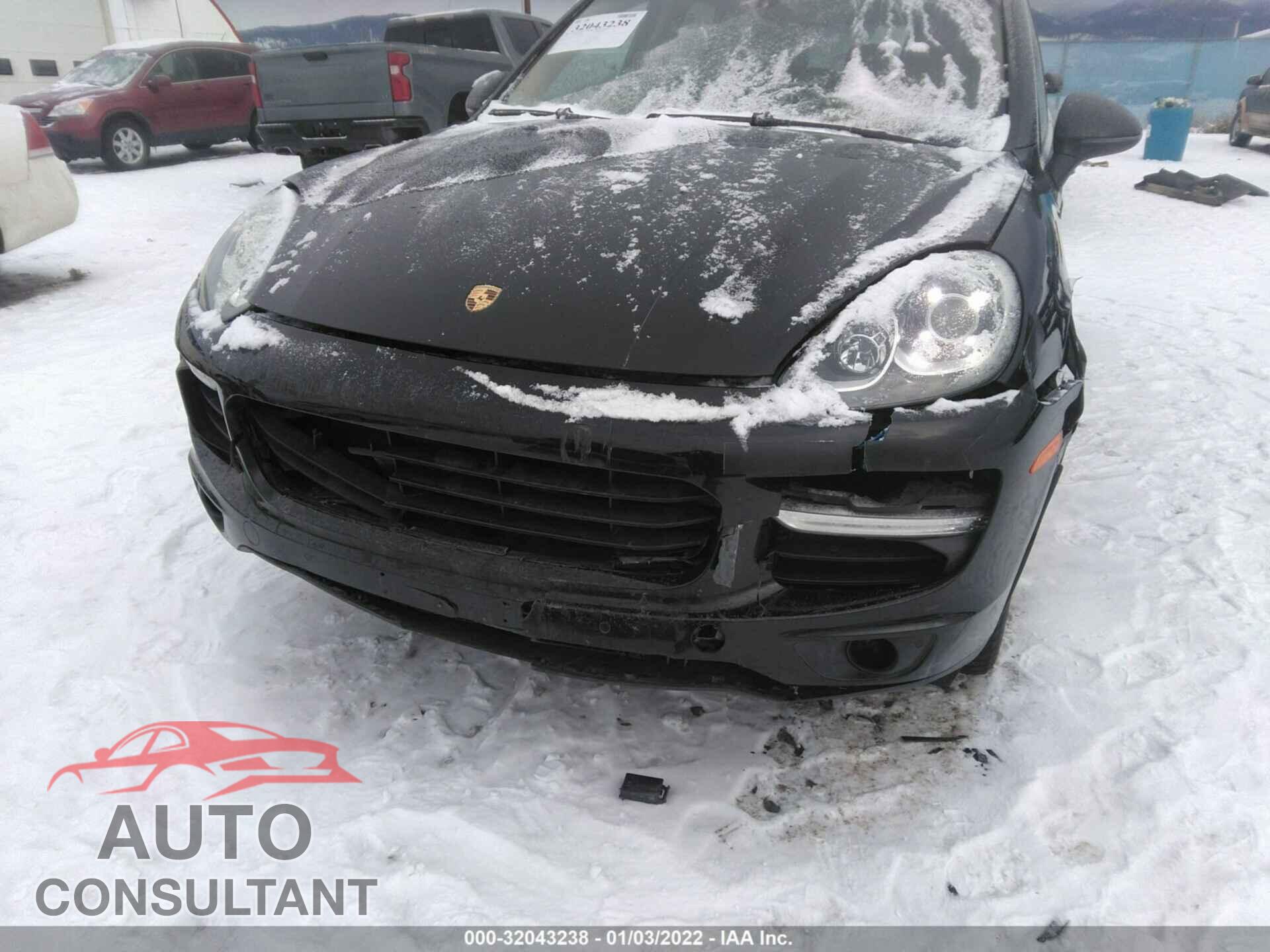 PORSCHE CAYENNE 2016 - WP1AA2A23GLA11045