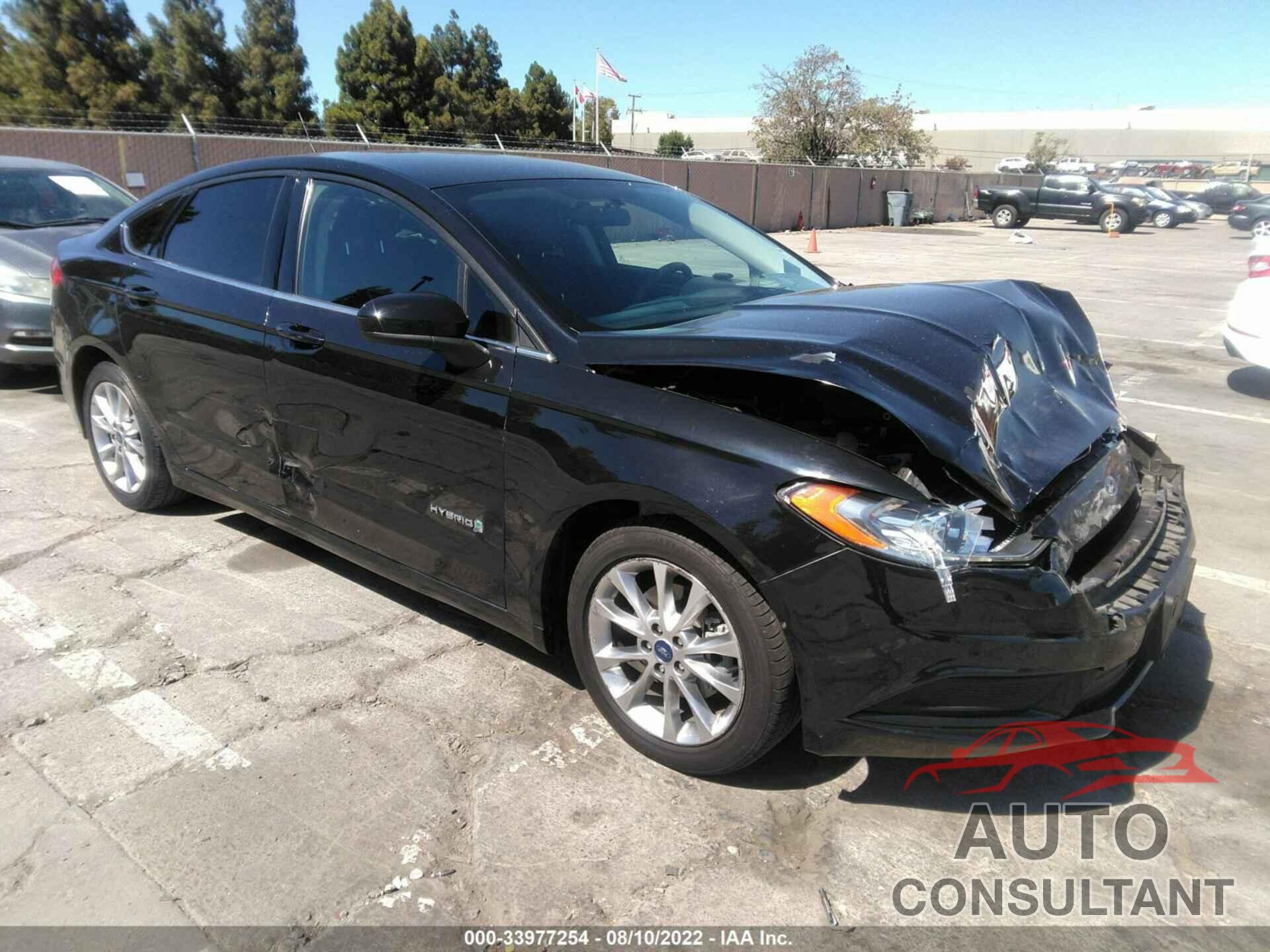FORD FUSION 2017 - 3FA6P0LU6HR374893