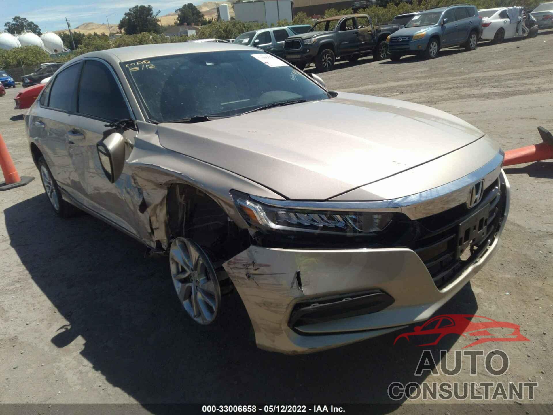 HONDA ACCORD SEDAN 2018 - 1HGCV1F17JA104597