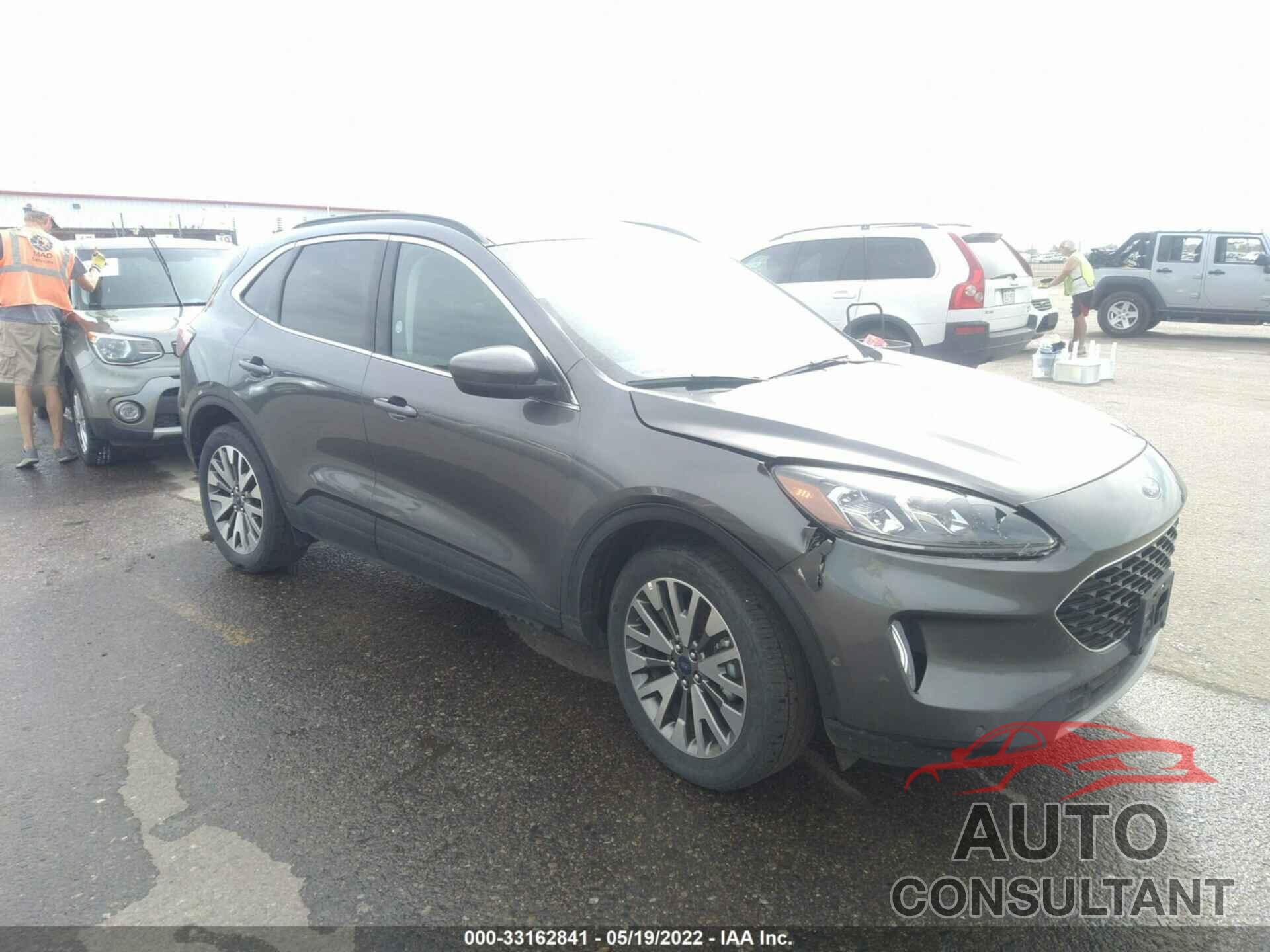 FORD ESCAPE 2021 - 1FMCU9J99MUA70724