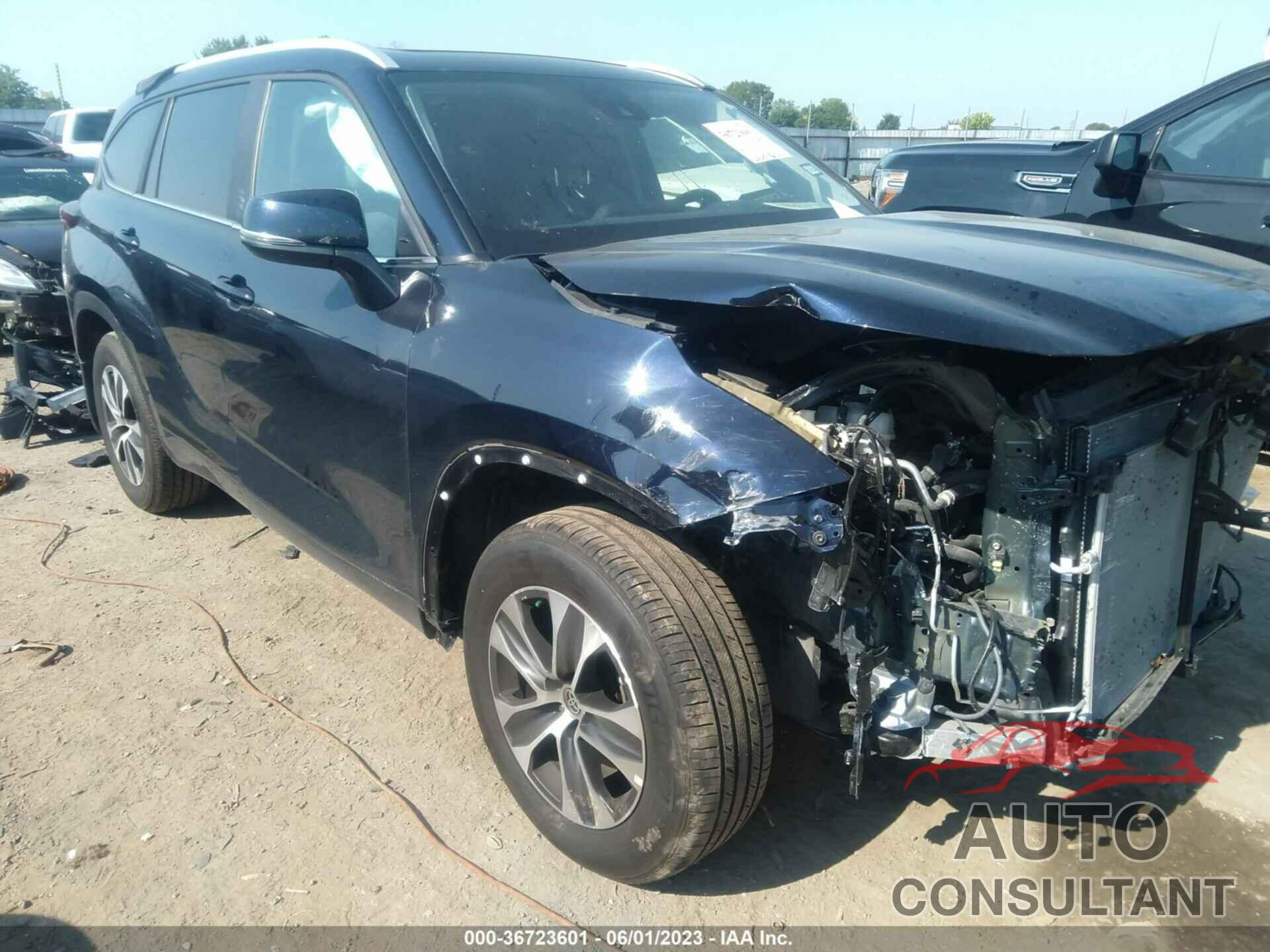 TOYOTA HIGHLANDER 2023 - 5TDKDRAH0PS000769