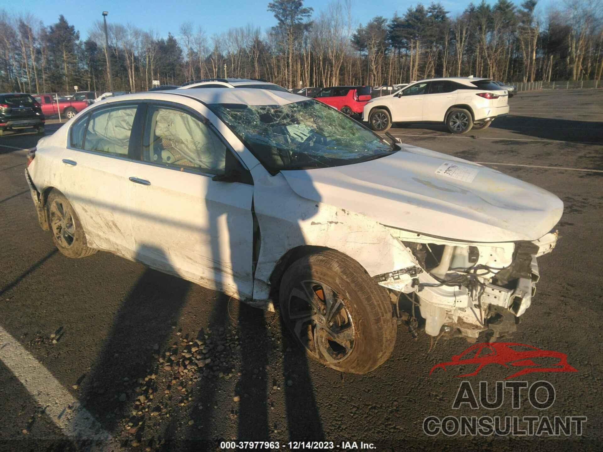 HONDA ACCORD 2017 - 1HGCR2F38HA002635