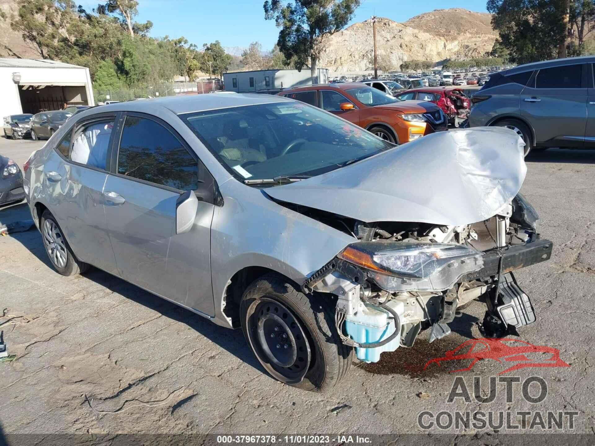 TOYOTA COROLLA 2017 - 5YFBURHE2HP646871