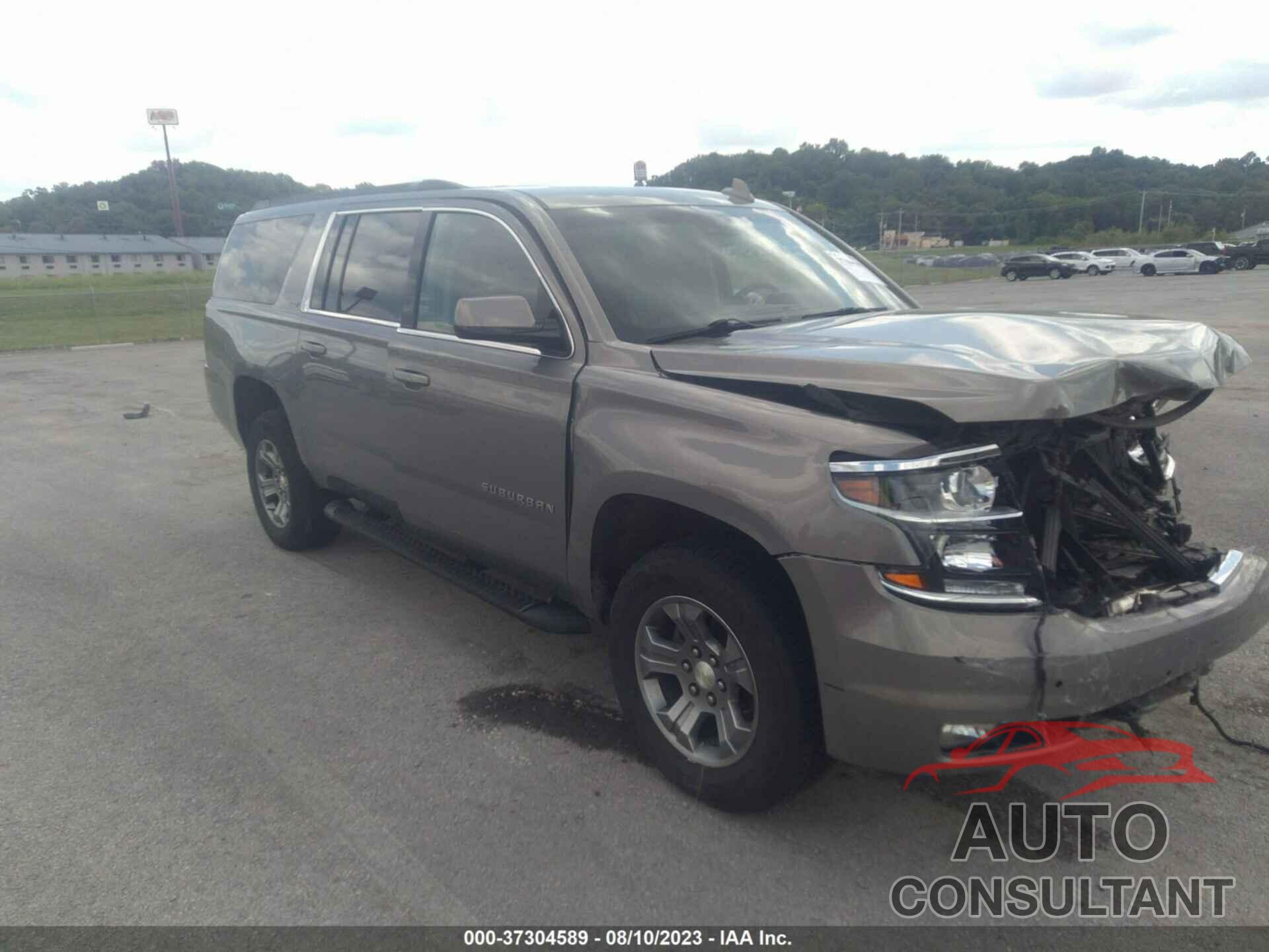 CHEVROLET SUBURBAN 2018 - 1GNSKHKC0JR336454