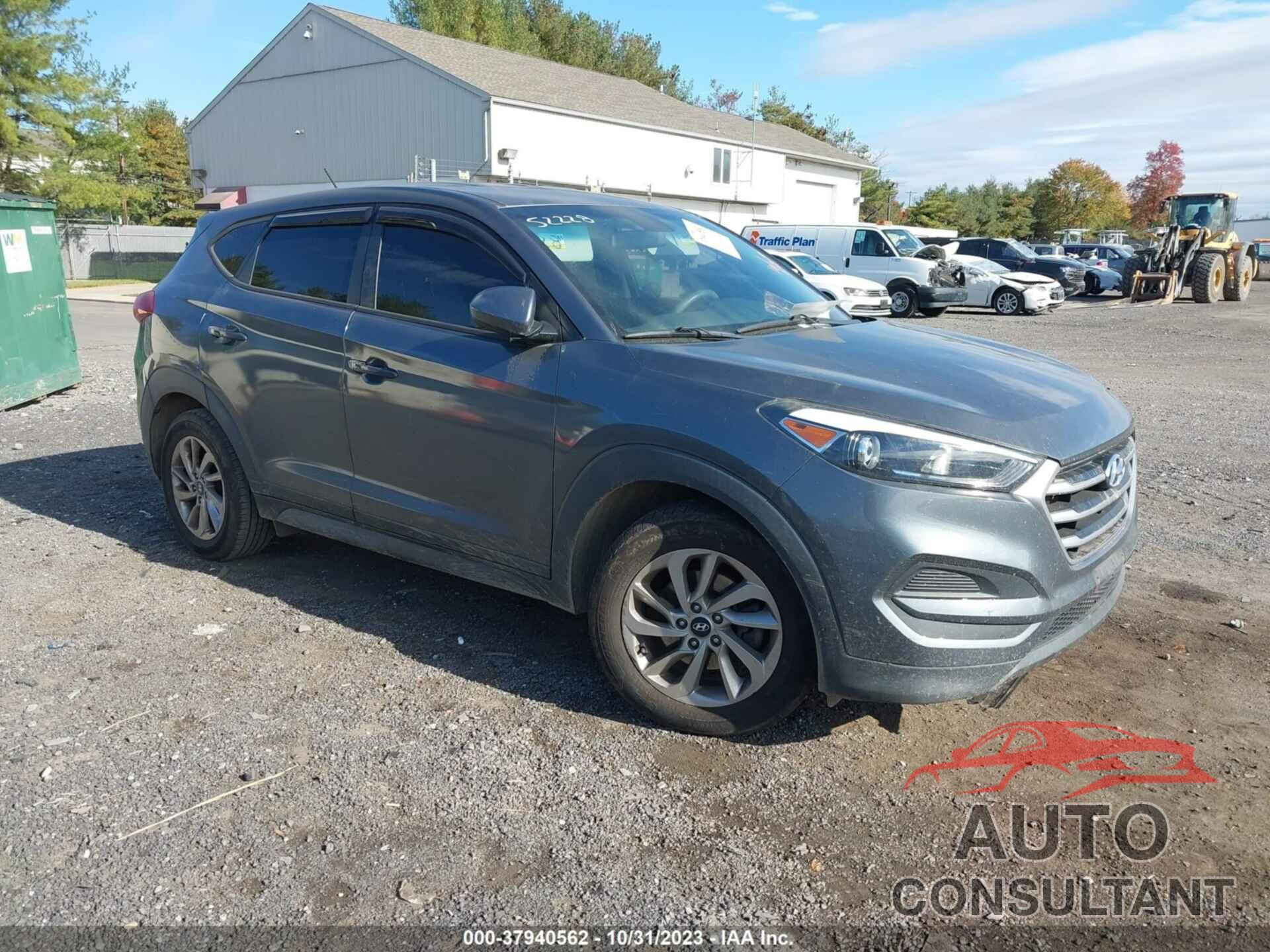 HYUNDAI TUCSON 2018 - KM8J2CA47JU635417