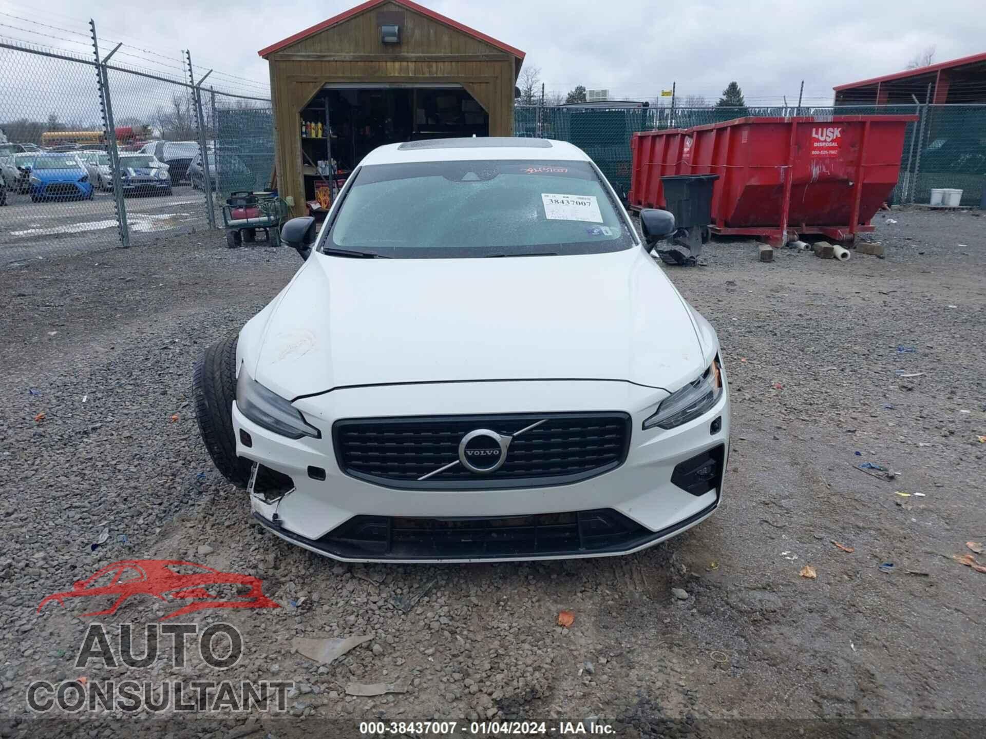 VOLVO S60 2022 - 7JRL12TZ8NG154133
