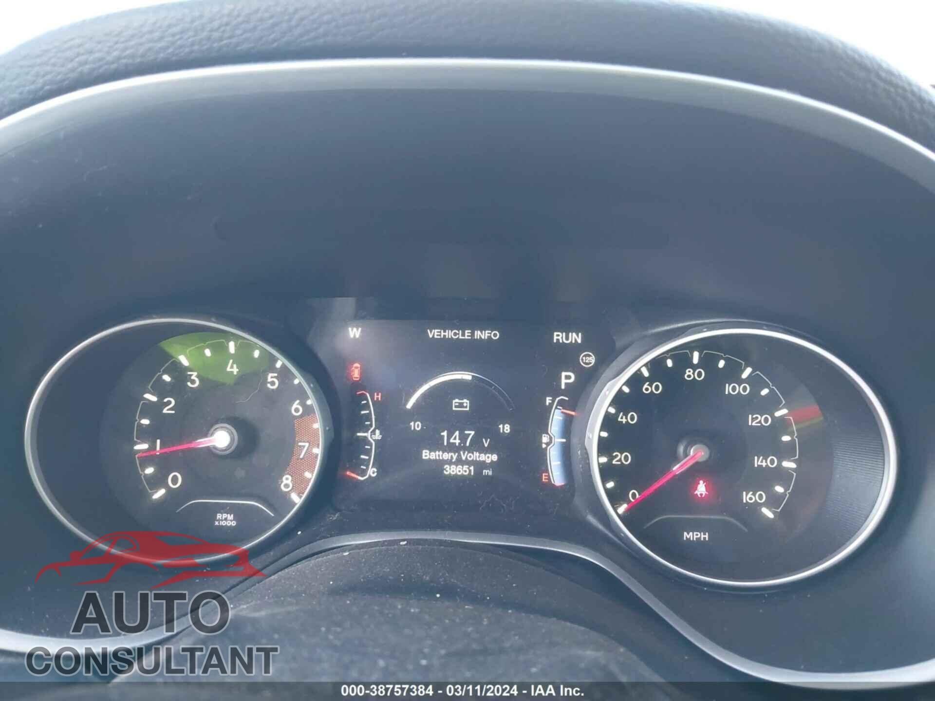 JEEP COMPASS 2018 - 3C4NJCBB2JT102231