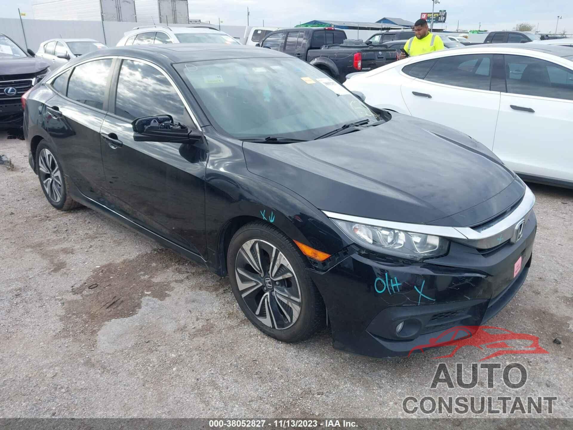 HONDA CIVIC 2018 - JHMFC1F72JX037893