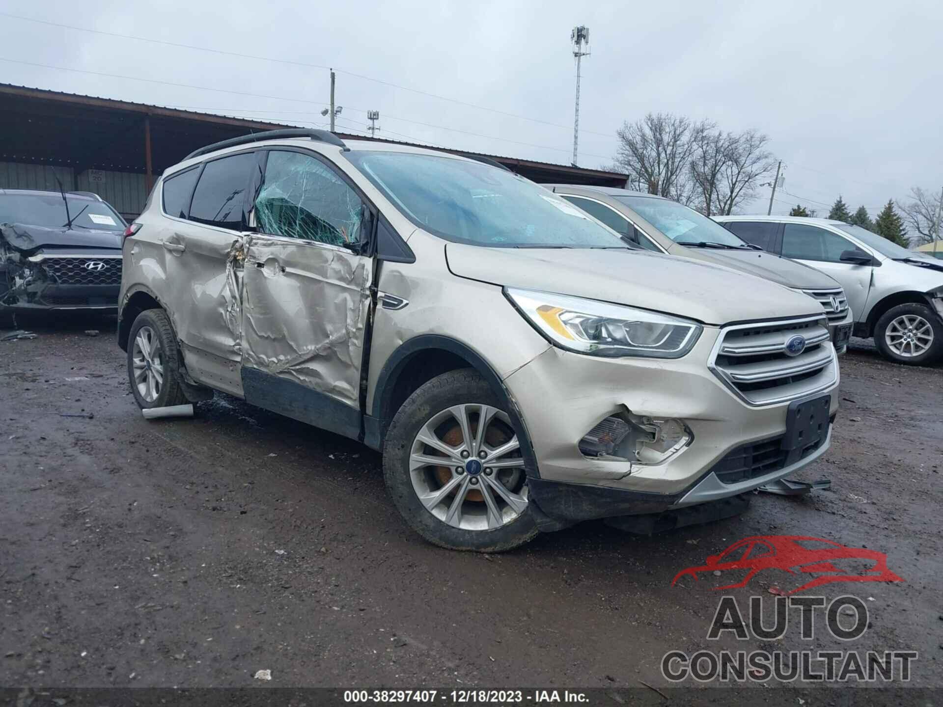 FORD ESCAPE 2018 - 1FMCU0HD2JUC68658