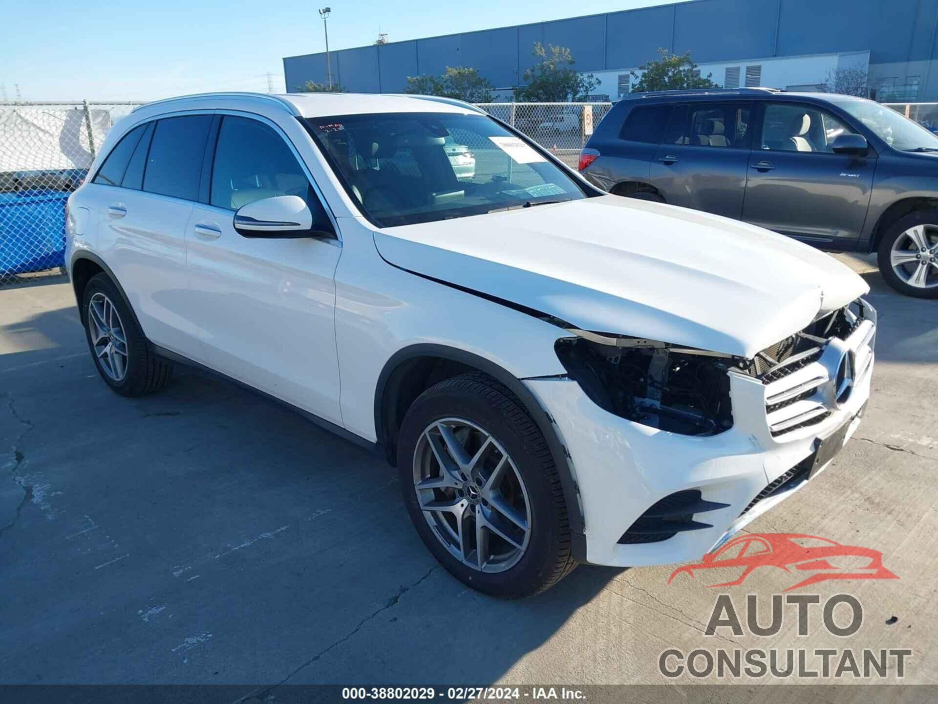 MERCEDES-BENZ GLC 300 2019 - WDC0G4KB3KF542754