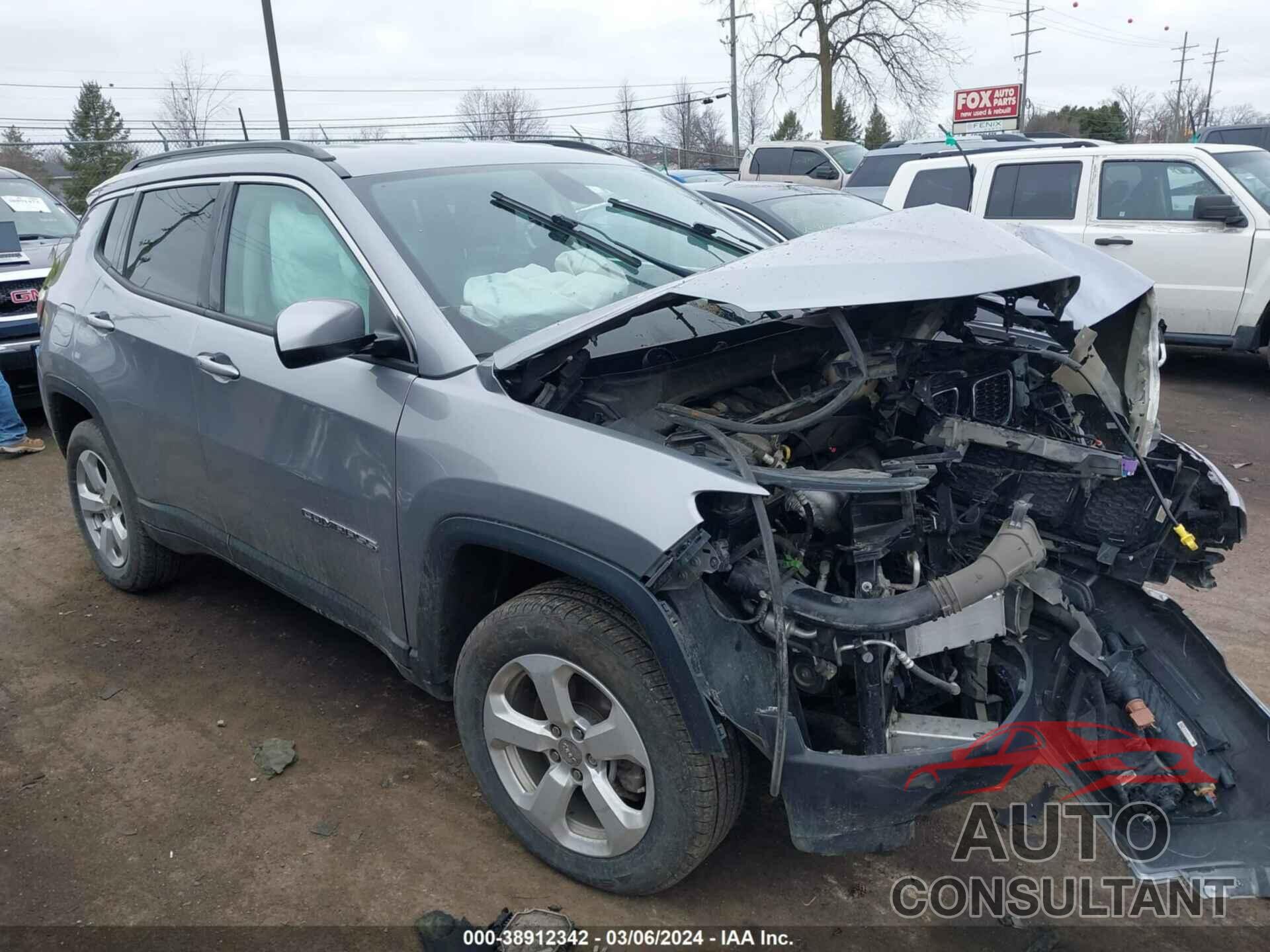 JEEP COMPASS 2018 - 3C4NJDBB7JT479272