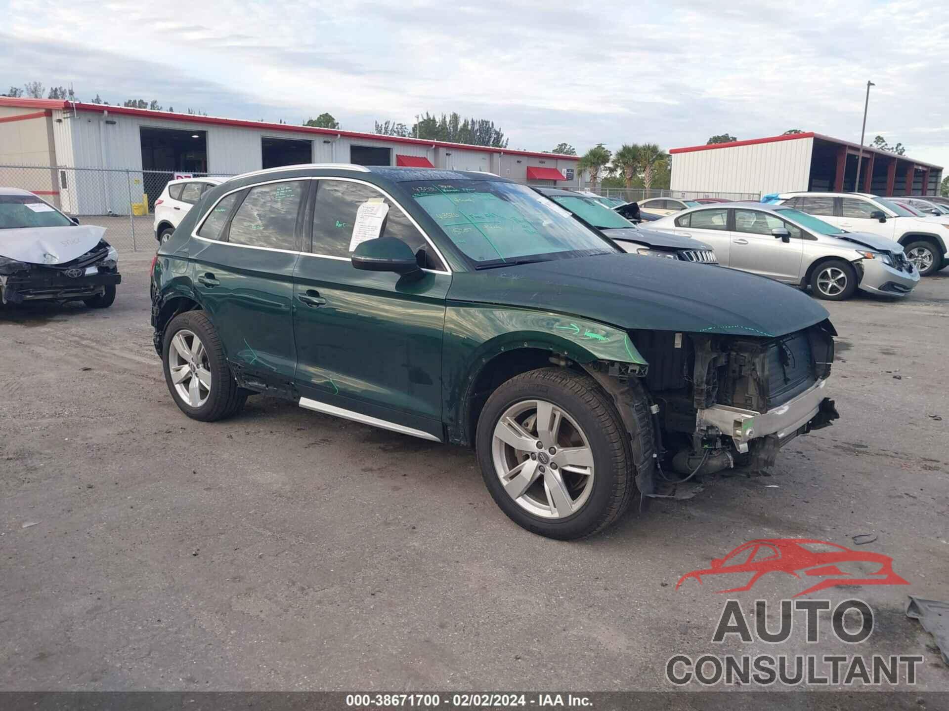 AUDI Q5 2018 - WA1BNAFY7J2028472