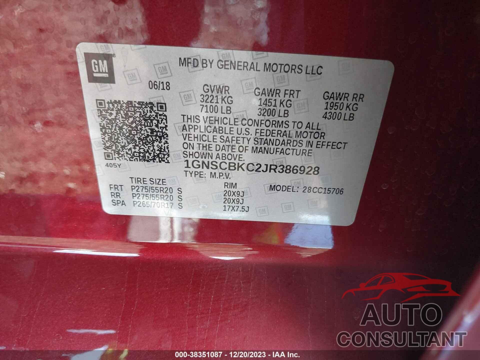 CHEVROLET TAHOE 2018 - 1GNSCBKC2JR386928