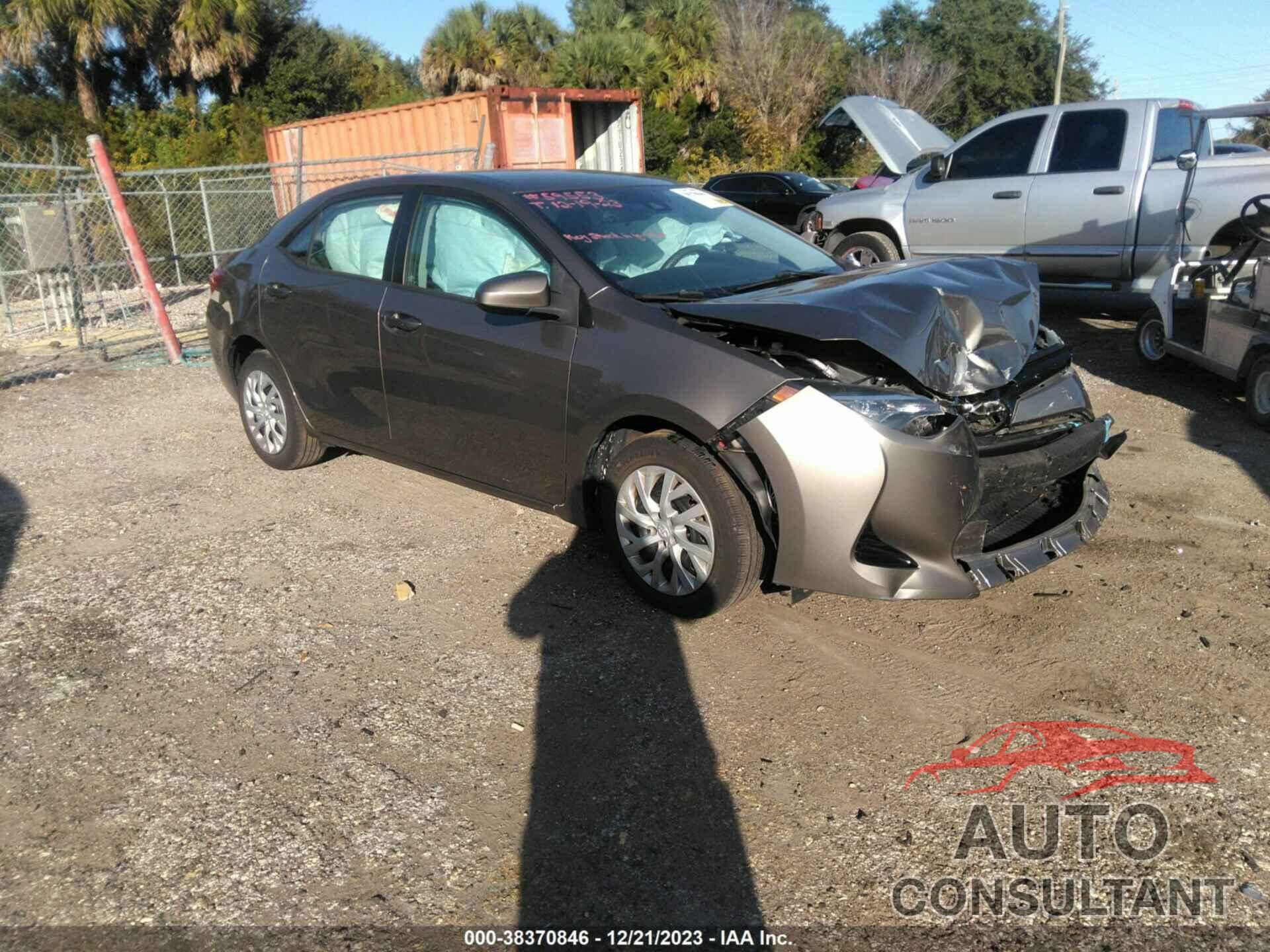 TOYOTA COROLLA 2017 - 5YFBURHE6HP727050