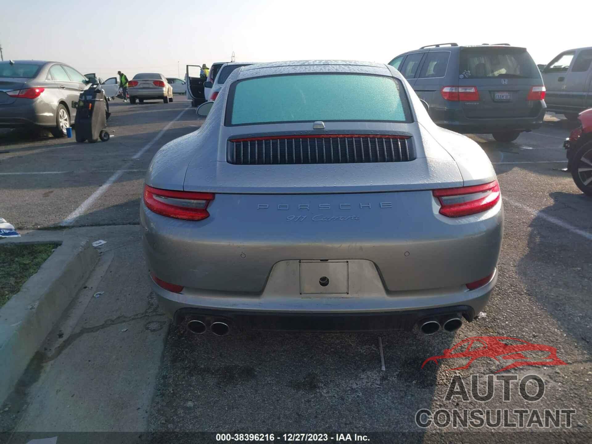 PORSCHE 911 2018 - WP0AA2A95JS105262