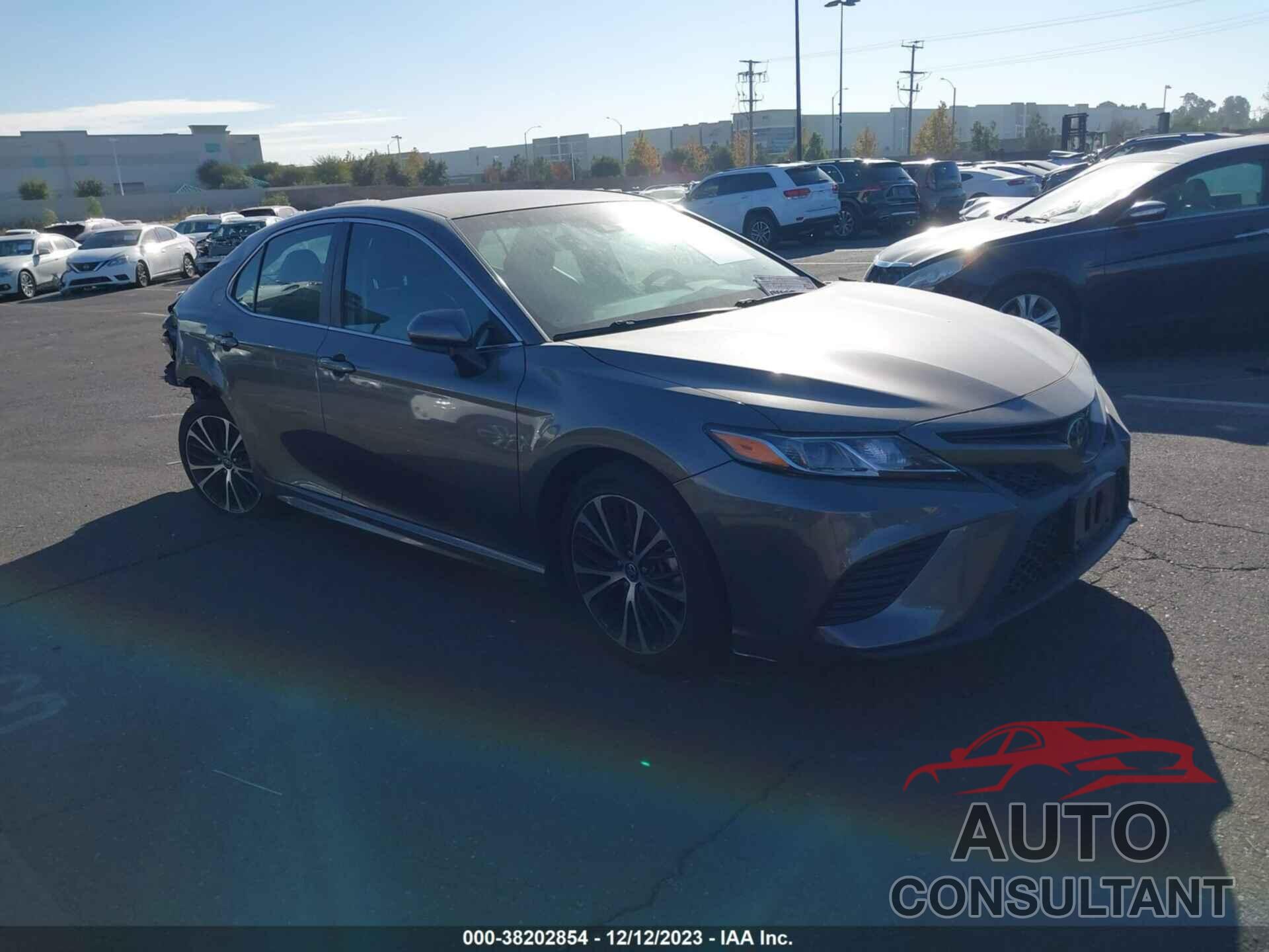 TOYOTA CAMRY 2020 - 4T1G11AK3LU862168