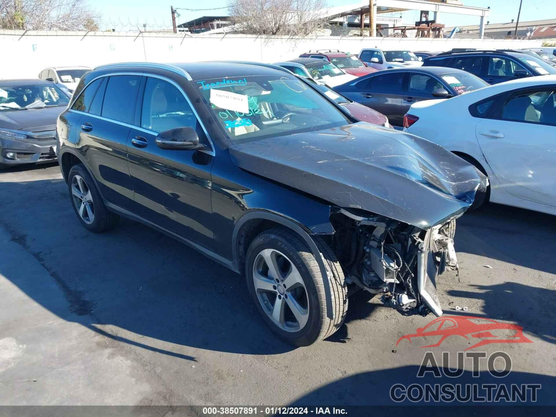 MERCEDES-BENZ GLC 300 2016 - WDC0G4JB1GF073530