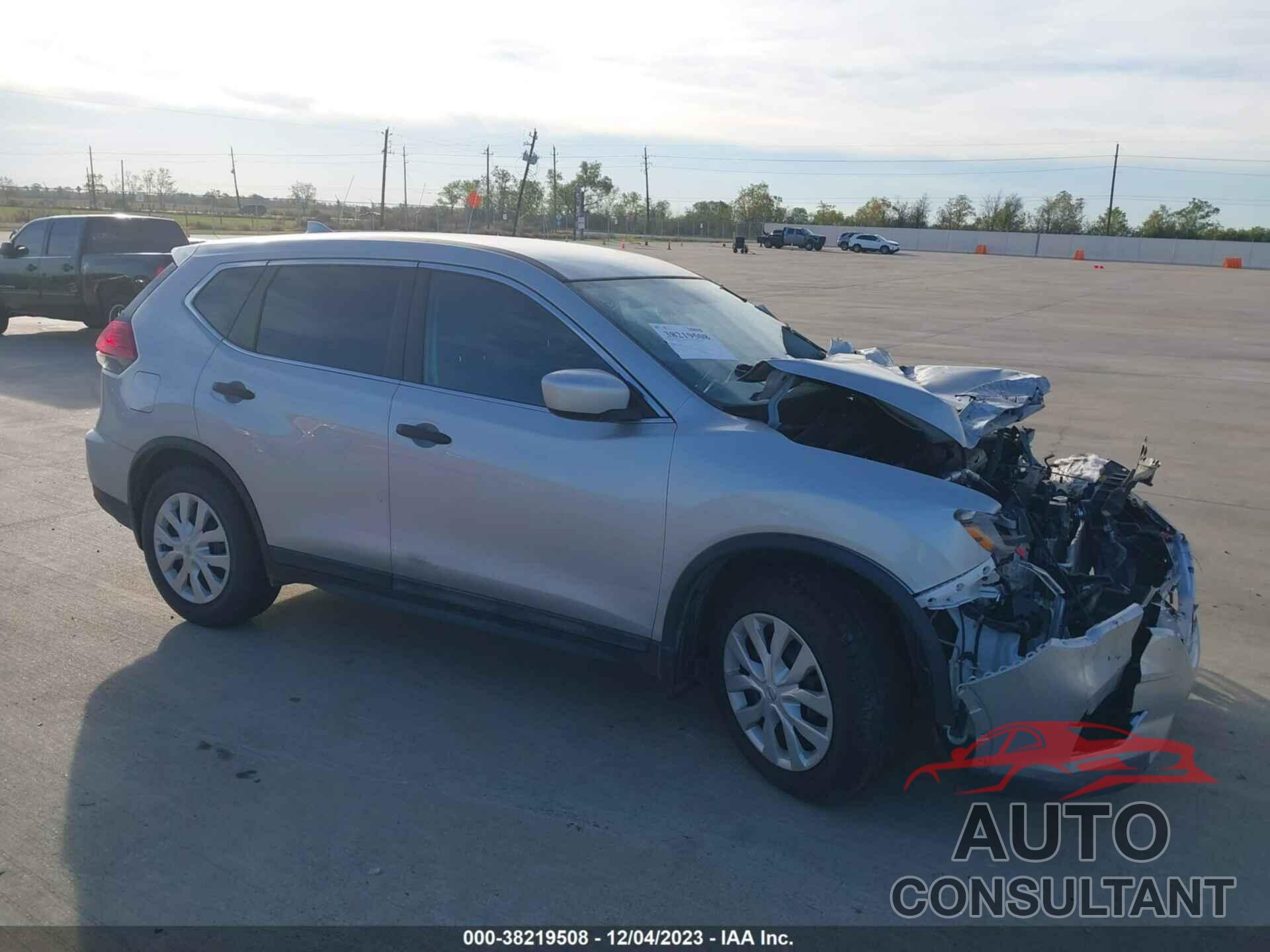 NISSAN ROGUE 2017 - 5N1AT2MT2HC882130