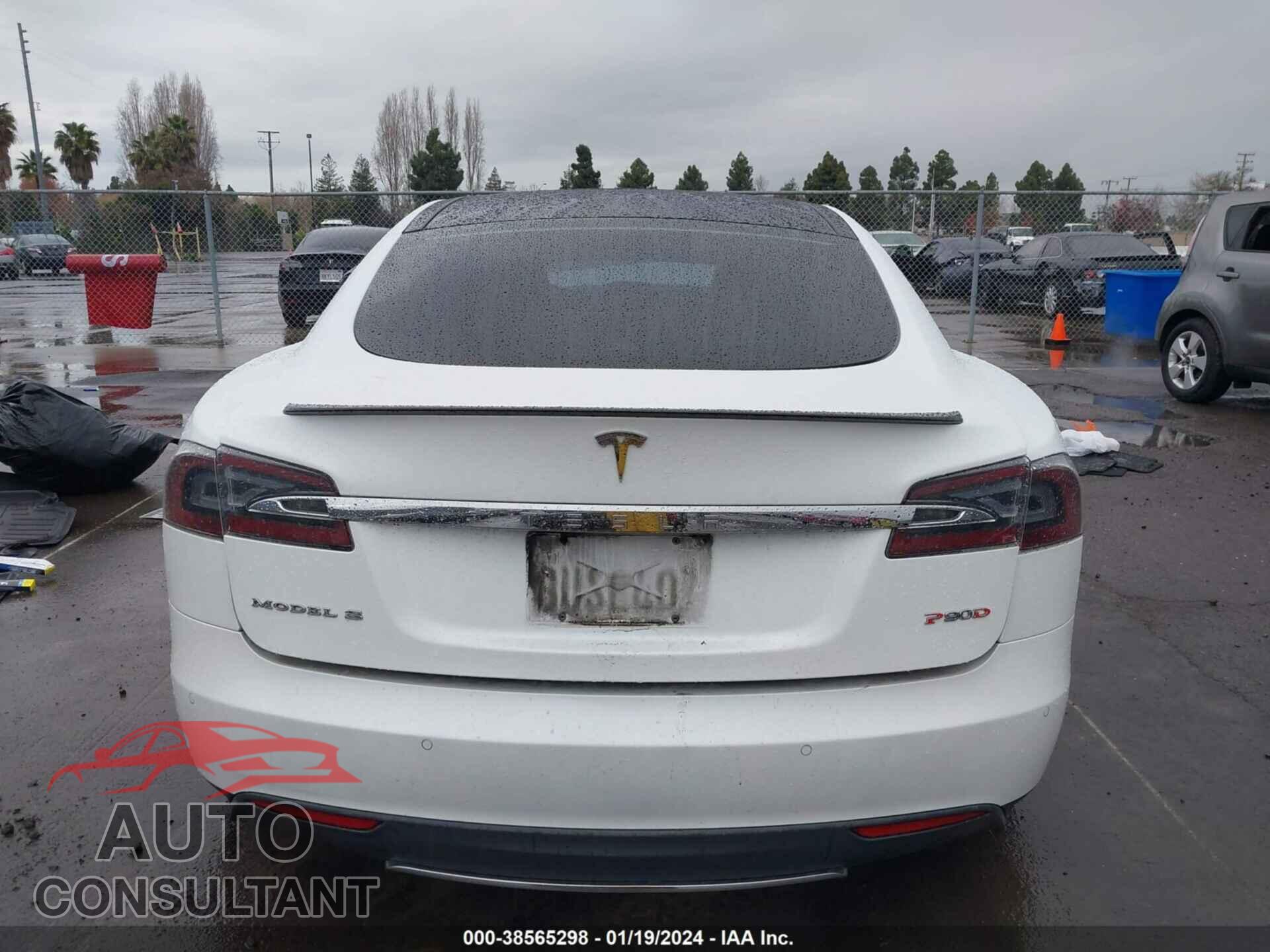 TESLA MODEL S 2016 - 5YJSA1E48GF123287