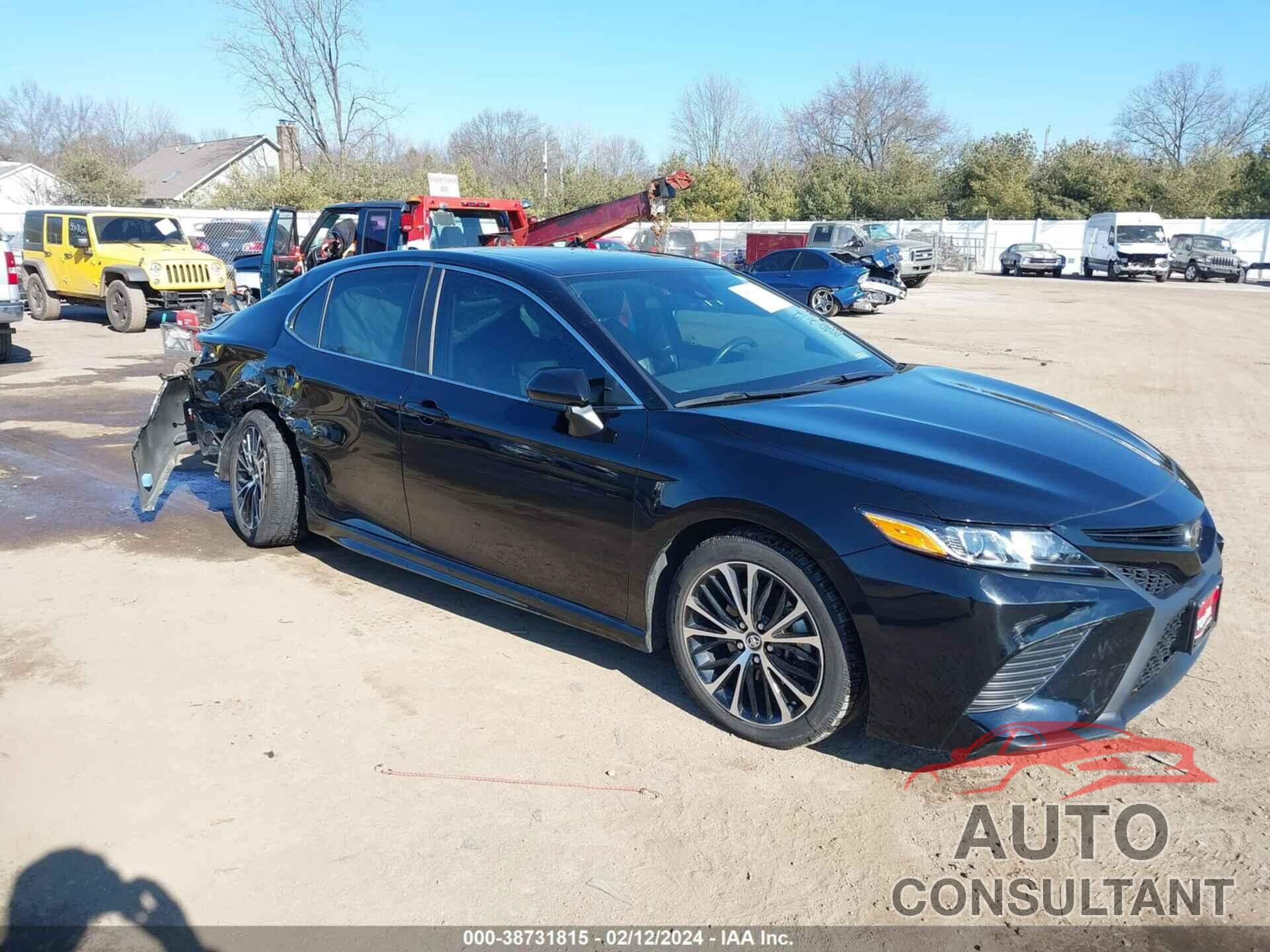 TOYOTA CAMRY 2020 - 4T1G11AK7LU318871