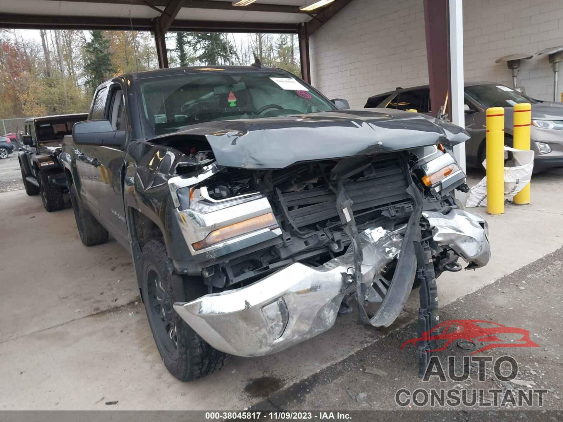 CHEVROLET SILVERADO 2018 - 1GCVKREC7JZ174684