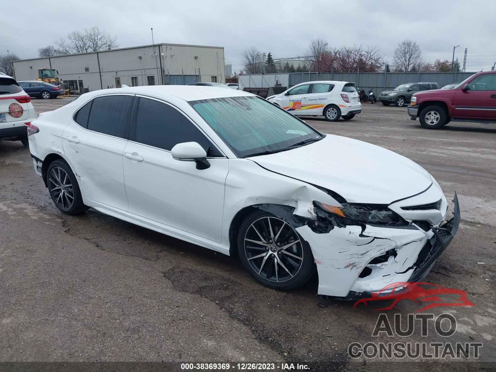 TOYOTA CAMRY 2022 - 4T1G11AK0NU029186