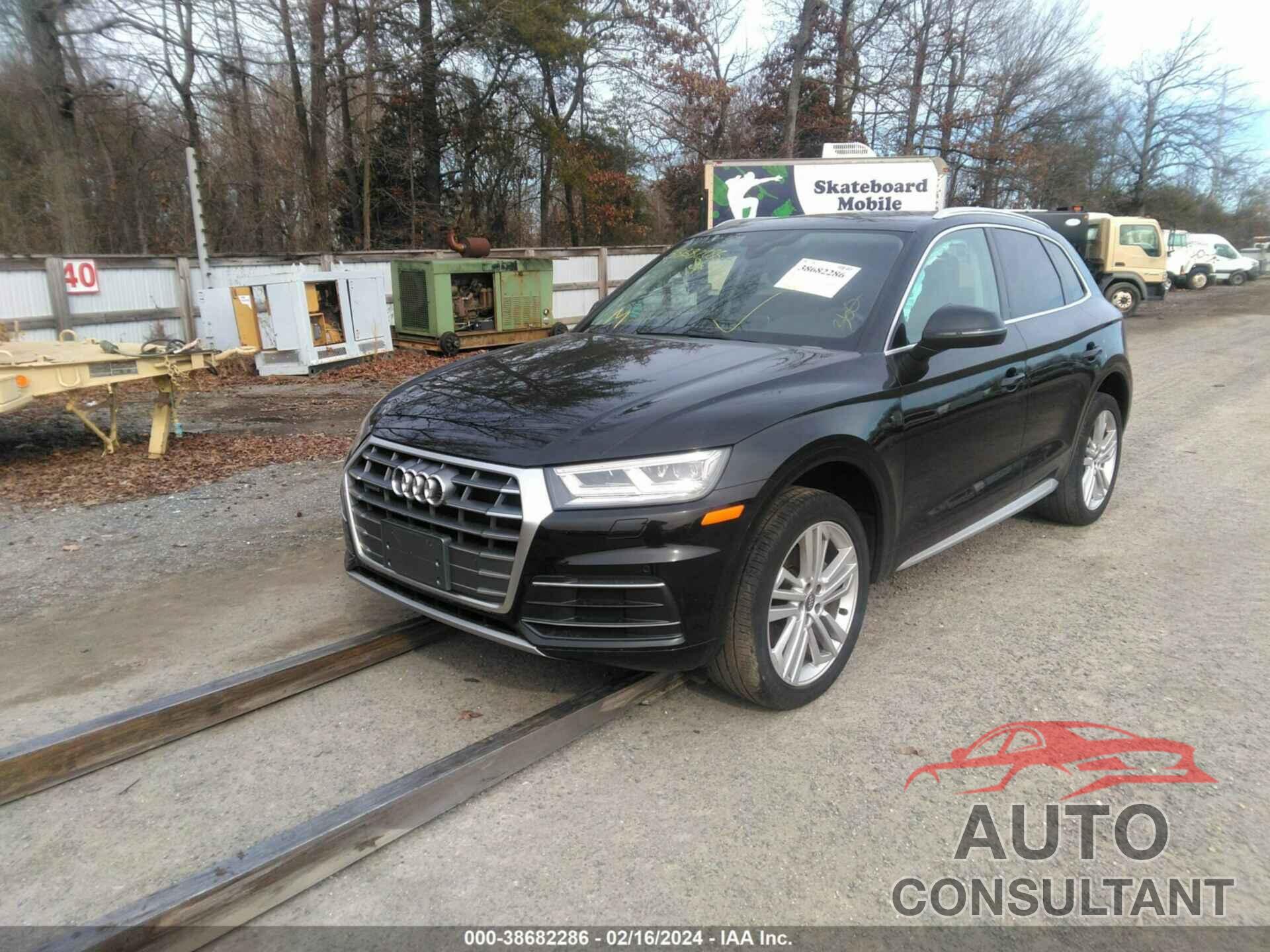 AUDI Q5 2018 - WA1BNAFY7J2104059