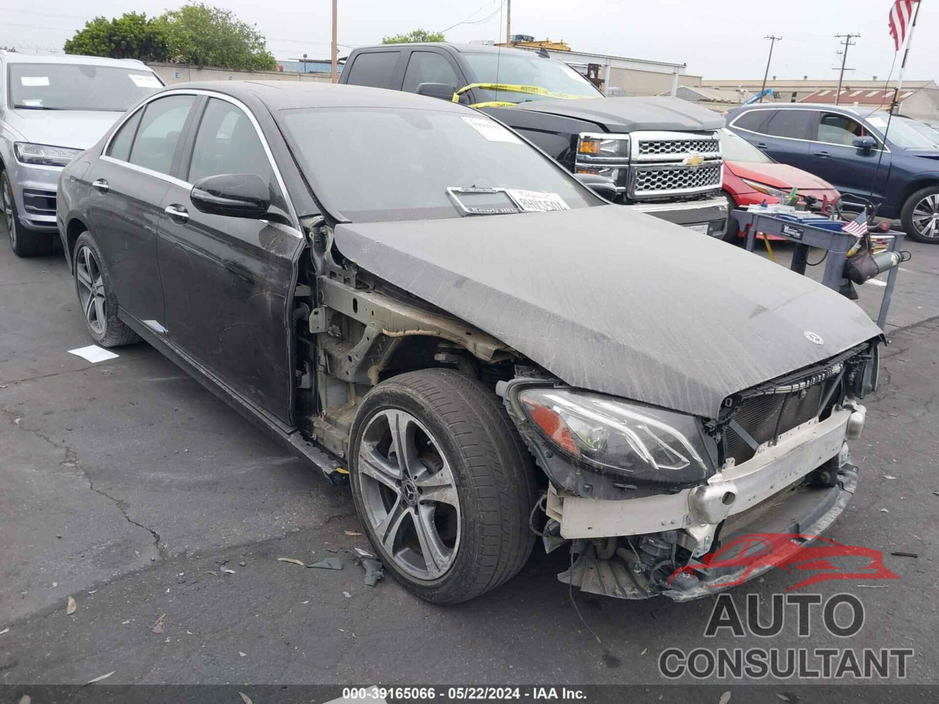 MERCEDES-BENZ E 300 2019 - WDDZF4JB4KA611164