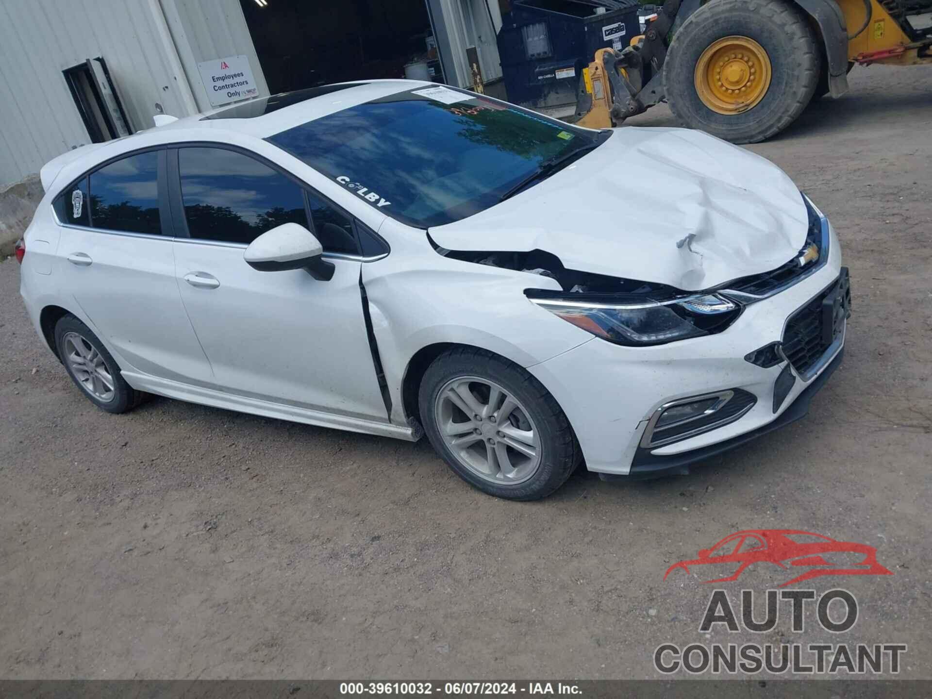 CHEVROLET CRUZE 2018 - 3G1BE6SM8JS649352