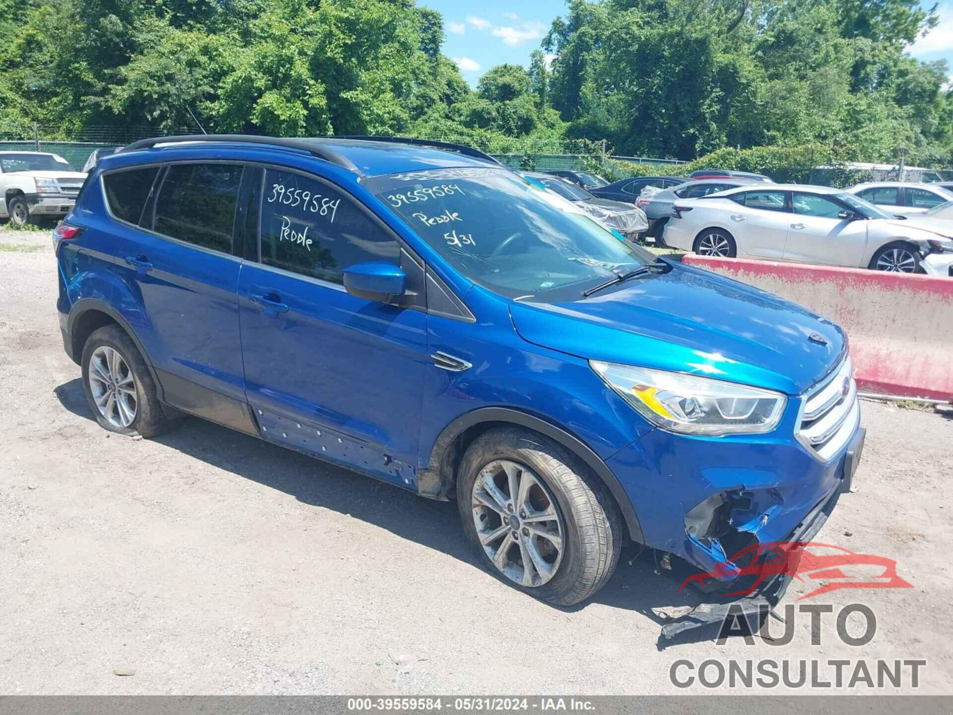 FORD ESCAPE 2017 - 1FMCU0GD2HUF02888