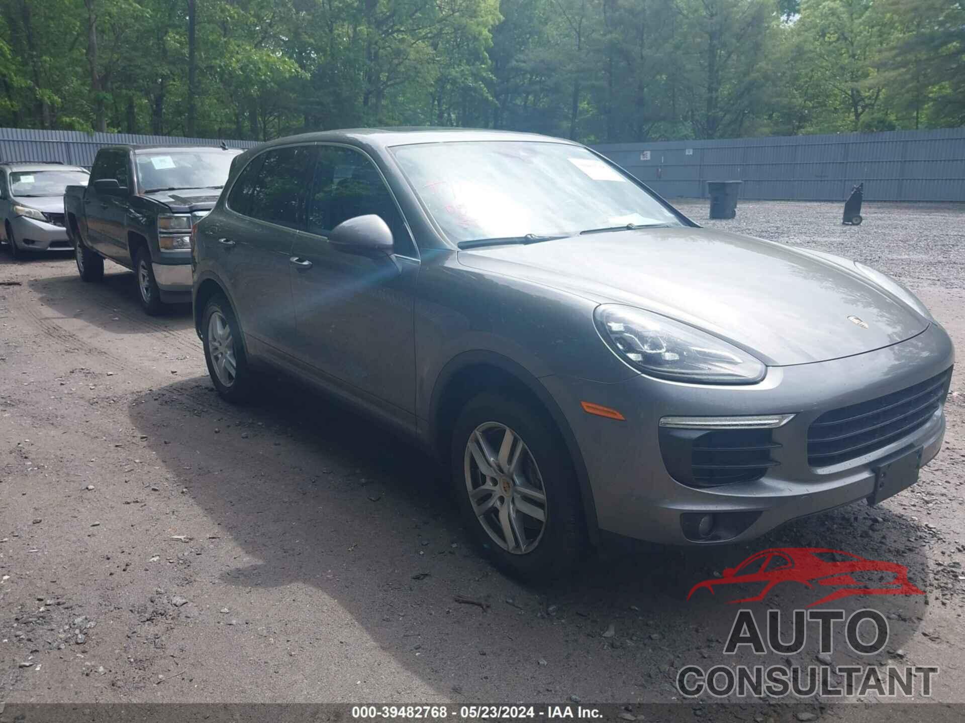 PORSCHE CAYENNE 2016 - WP1AA2A26GKA09893