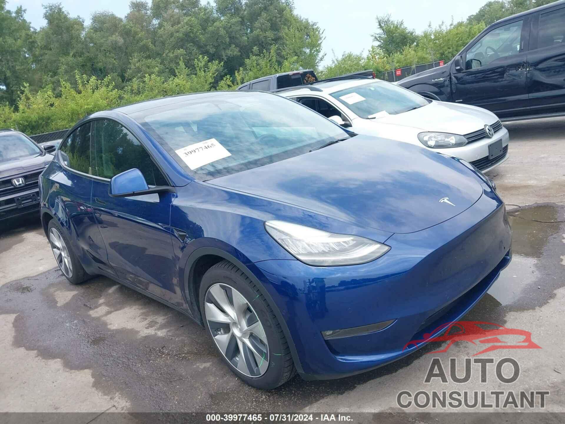 TESLA MODEL Y 2022 - 7SAYGAEE9NF363000