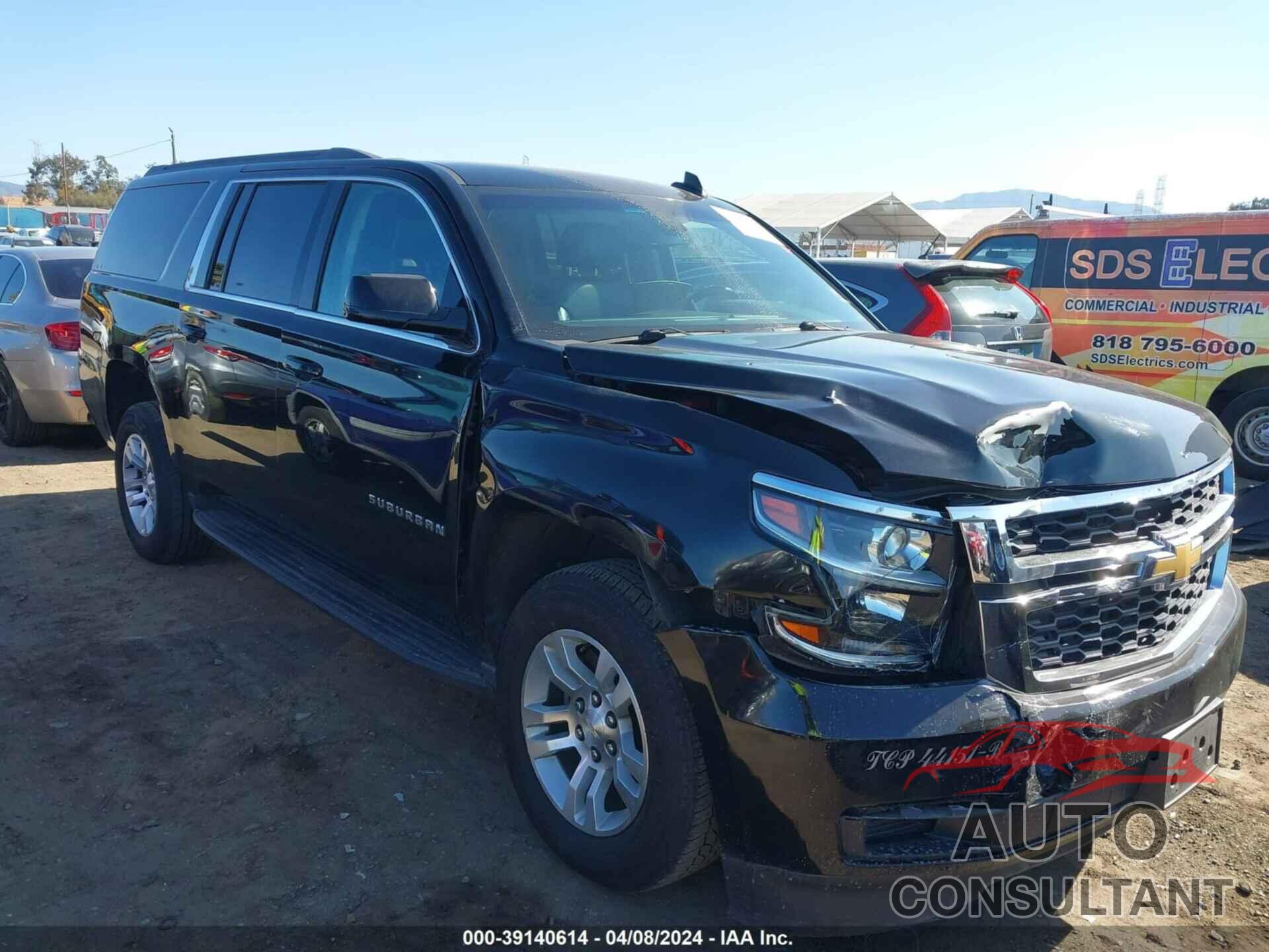 CHEVROLET SUBURBAN 2019 - 1GNSCGKC0KR312244