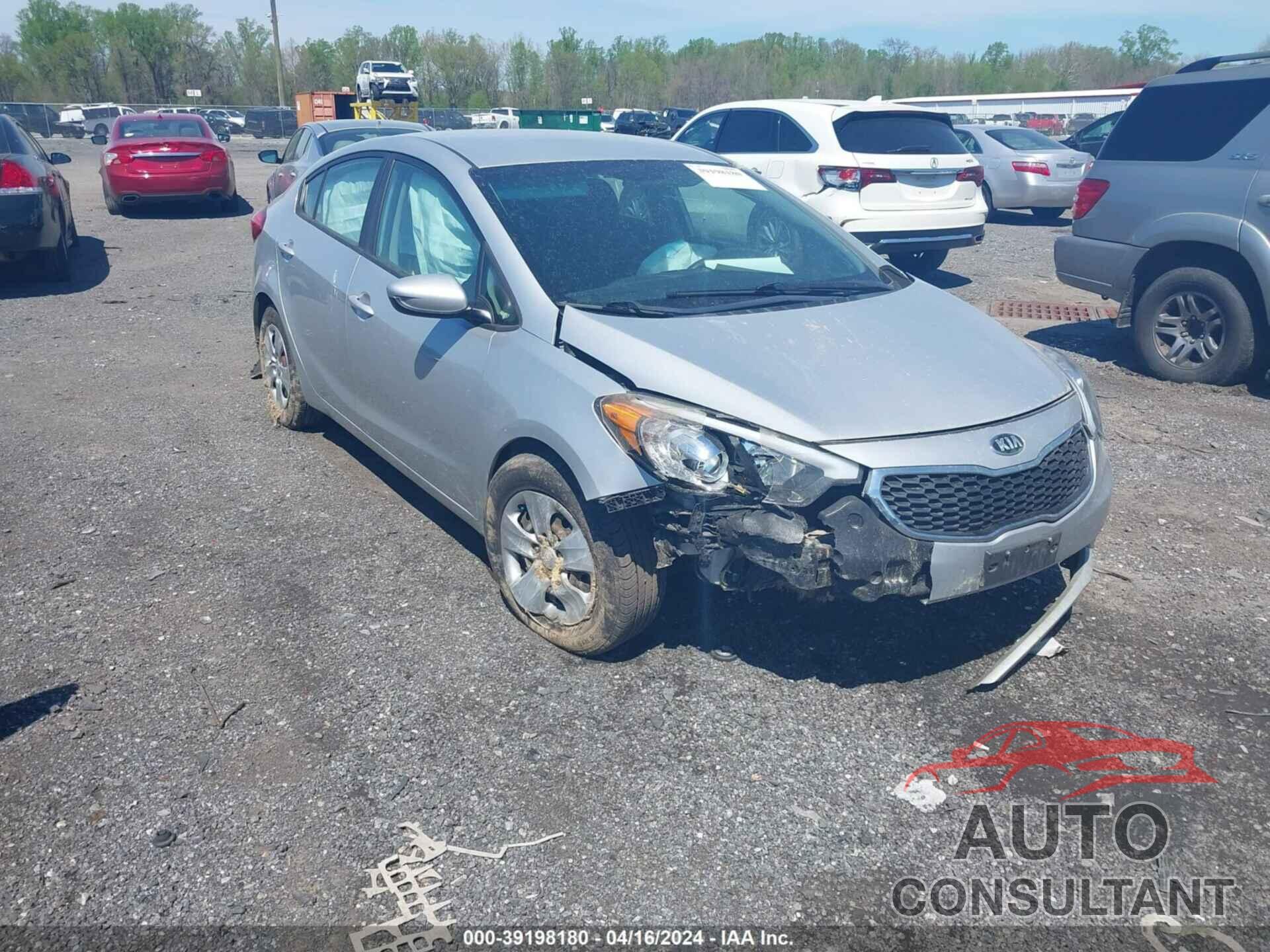 KIA FORTE 2016 - KNAFK4A68G5569221