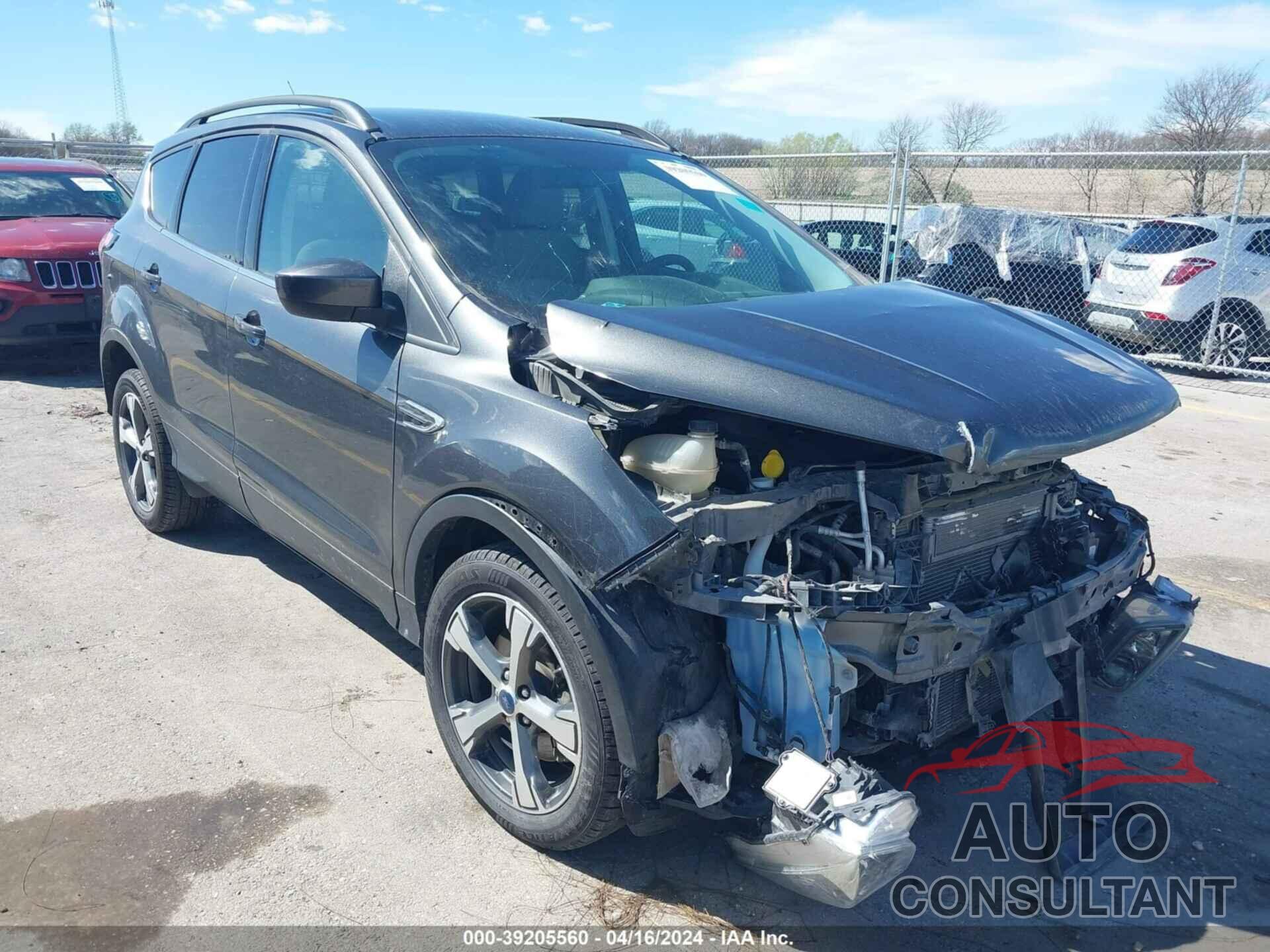 FORD ESCAPE 2017 - 1FMCU9GD4HUC49562