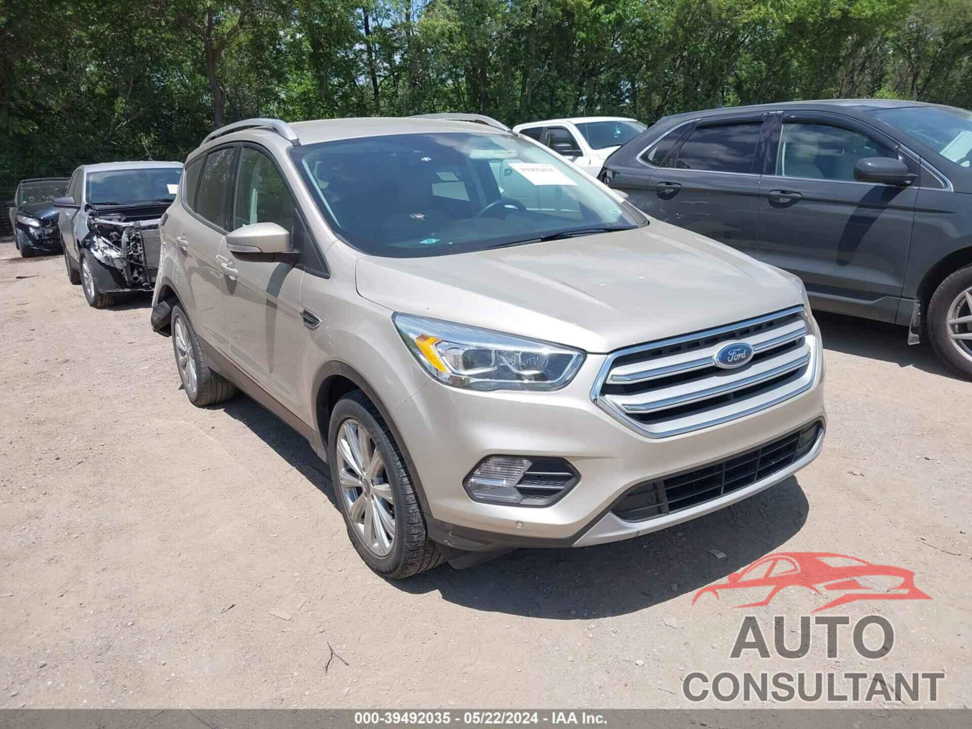 FORD ESCAPE 2018 - 1FMCU0J97JUA20895