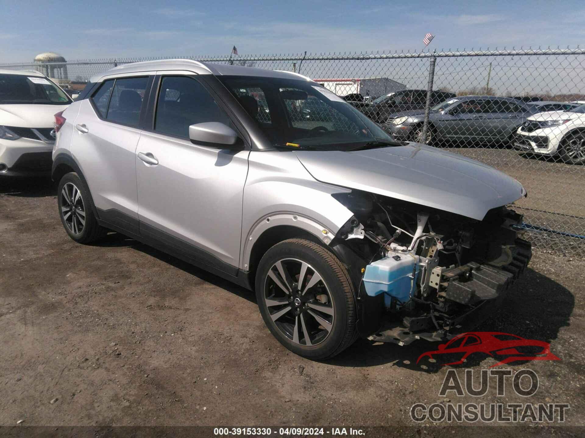 NISSAN KICKS 2018 - 3N1CP5CU0JL544672