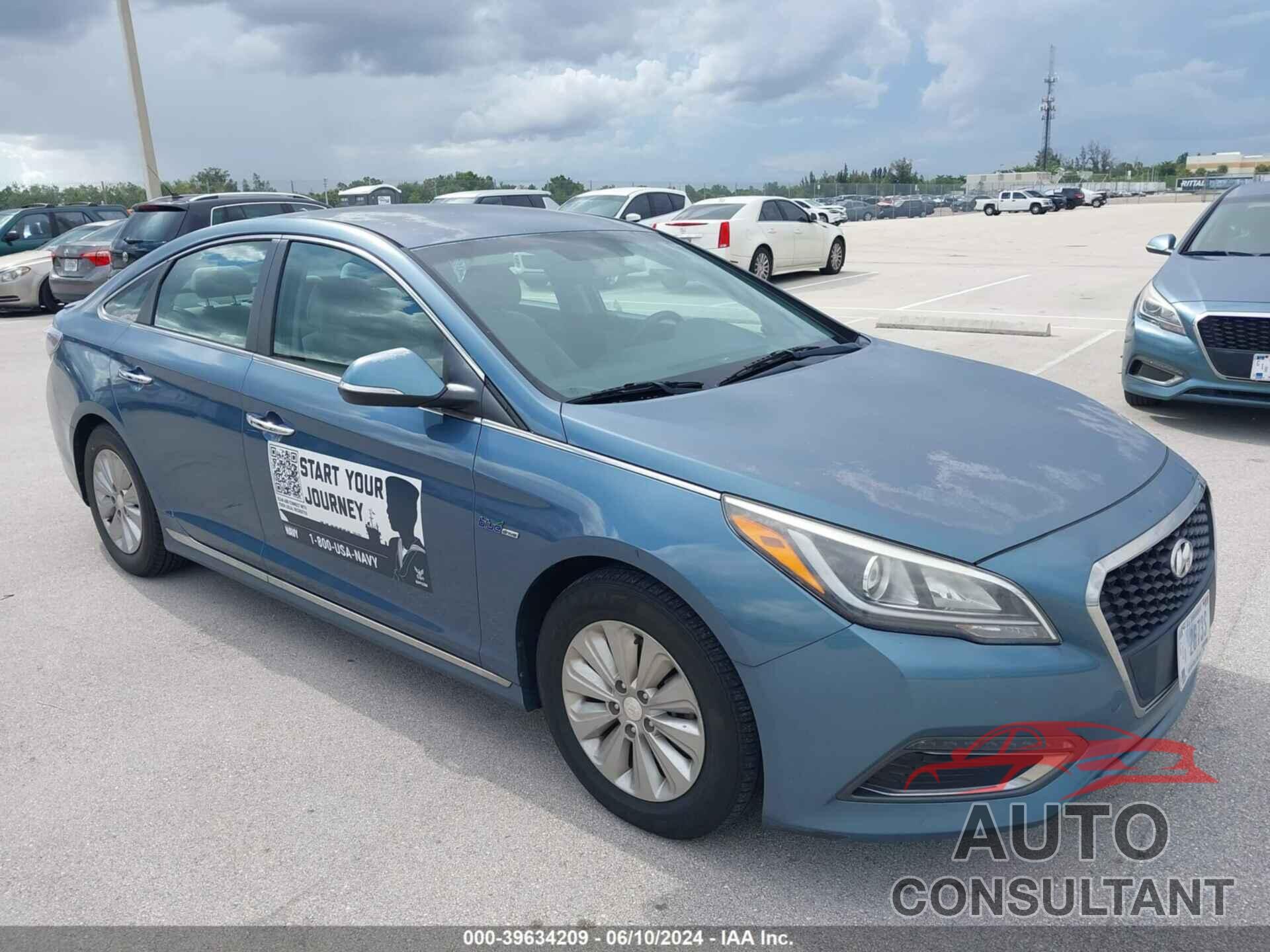 HYUNDAI SONATA HYBRID 2016 - KMHE24L1XGA038640