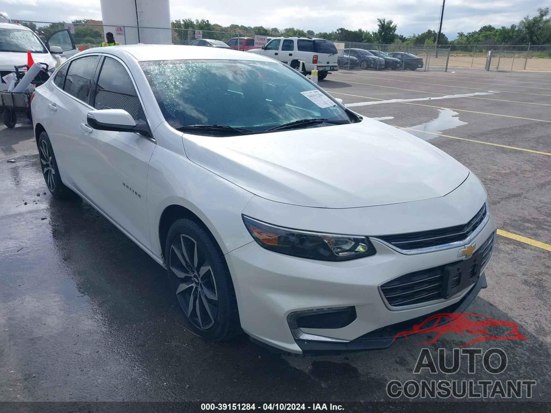 CHEVROLET MALIBU 2017 - 1G1ZE5ST8HF270110
