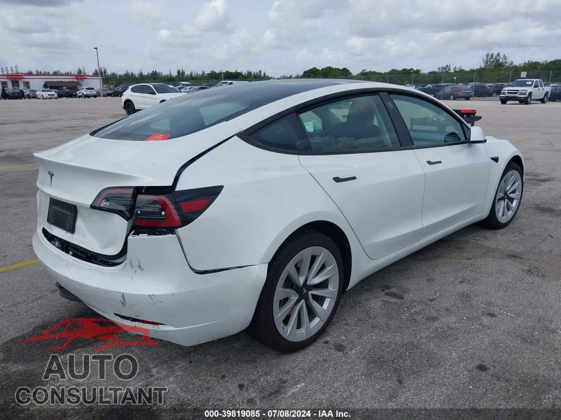 TESLA MODEL 3 2023 - 5YJ3E1EA7PF658075