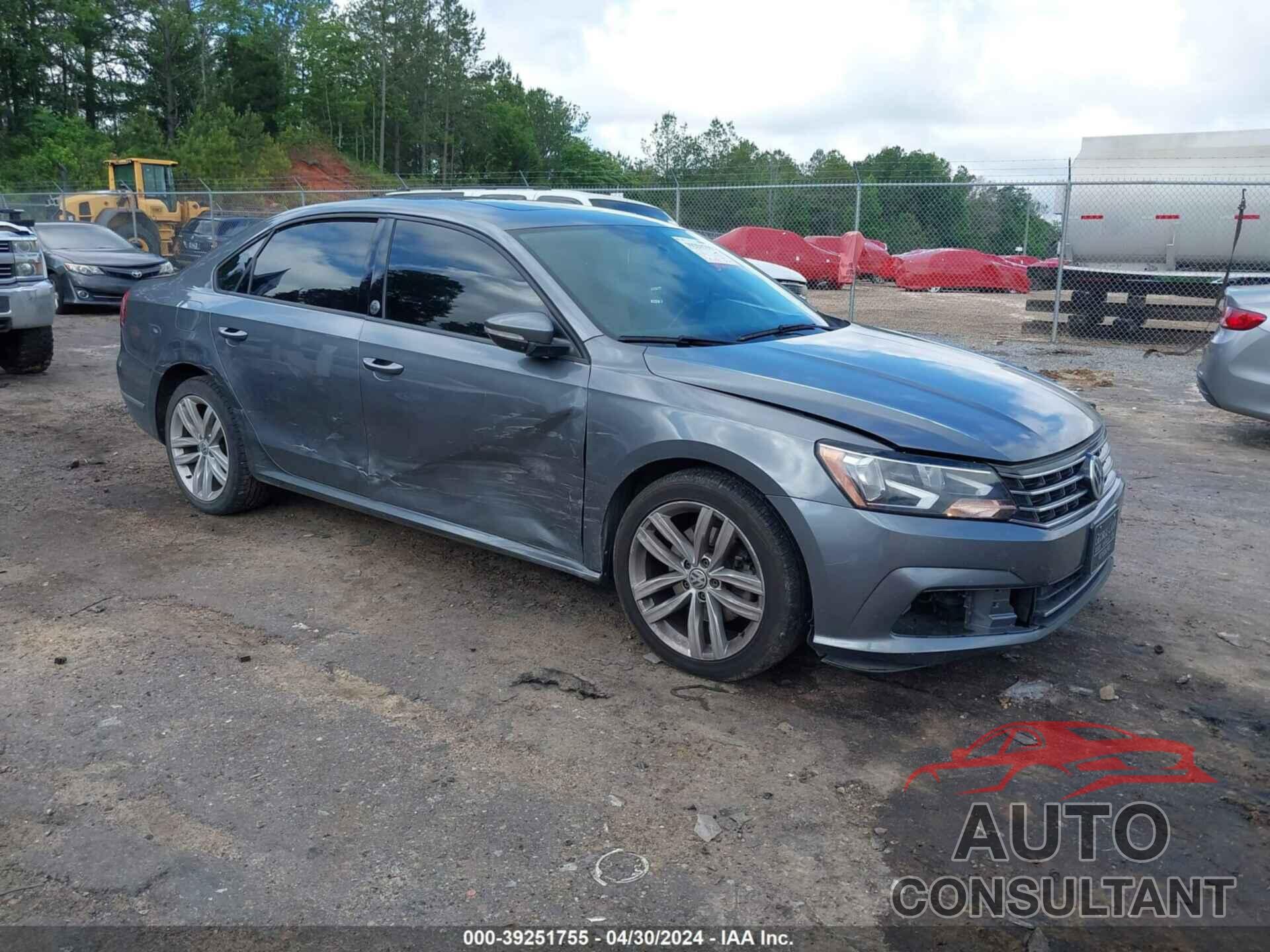VOLKSWAGEN PASSAT 2019 - 1VWLA7A3XKC009444