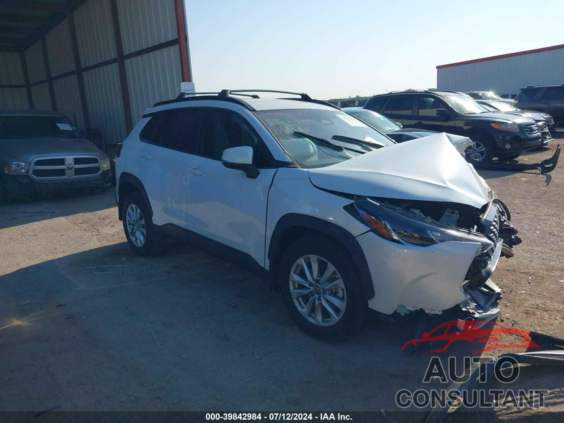 TOYOTA COROLLA CROSS 2024 - 7MUCAAAG3RV090188