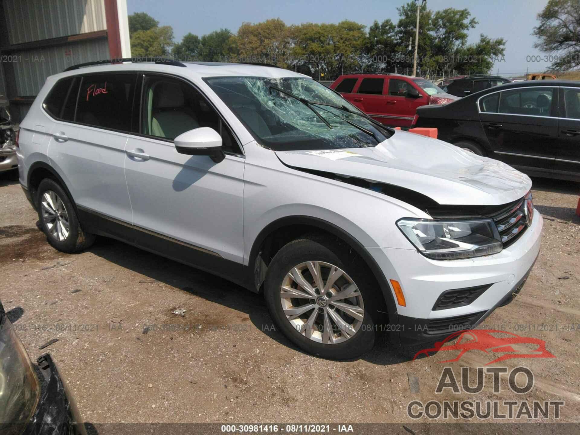 VOLKSWAGEN TIGUAN 2018 - 3VV2B7AX2JM125931